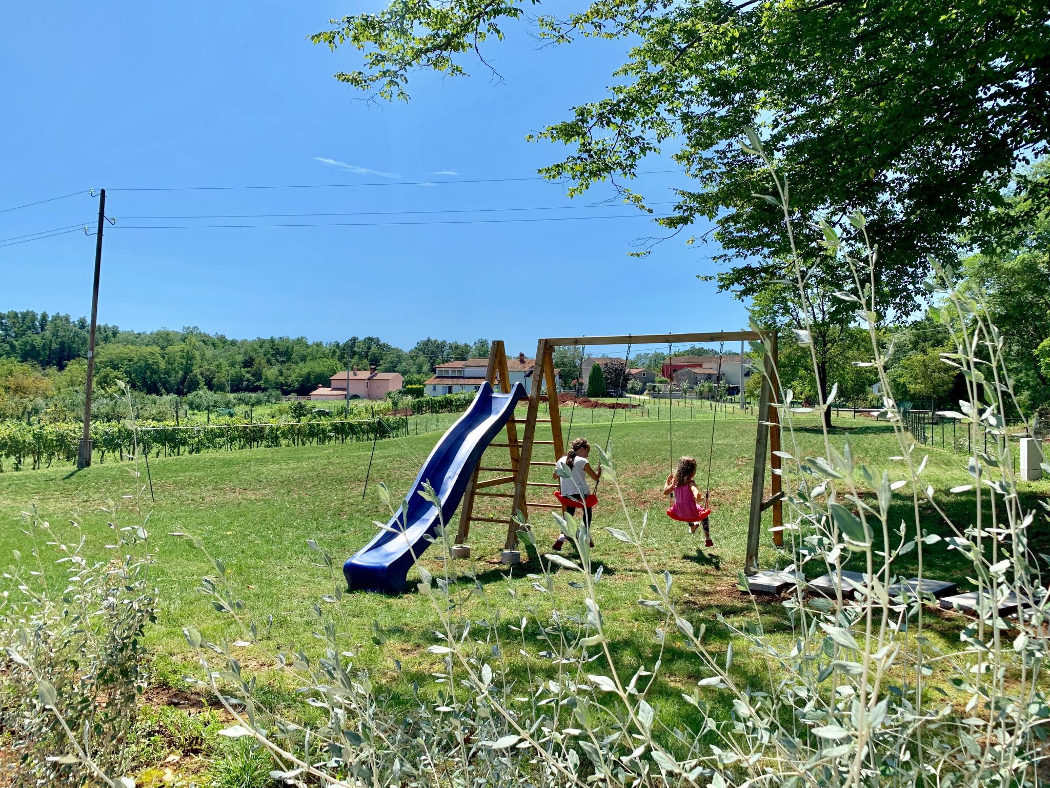 Charmante Villa mit gepflegtem Garten und beheiztem Pool-Dedans