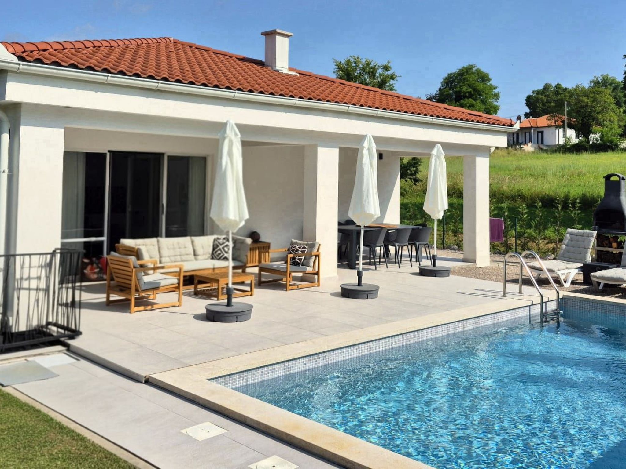 Vakantiehuis met privé zwembad in Nedescina (Kroatië) voor 8 personen