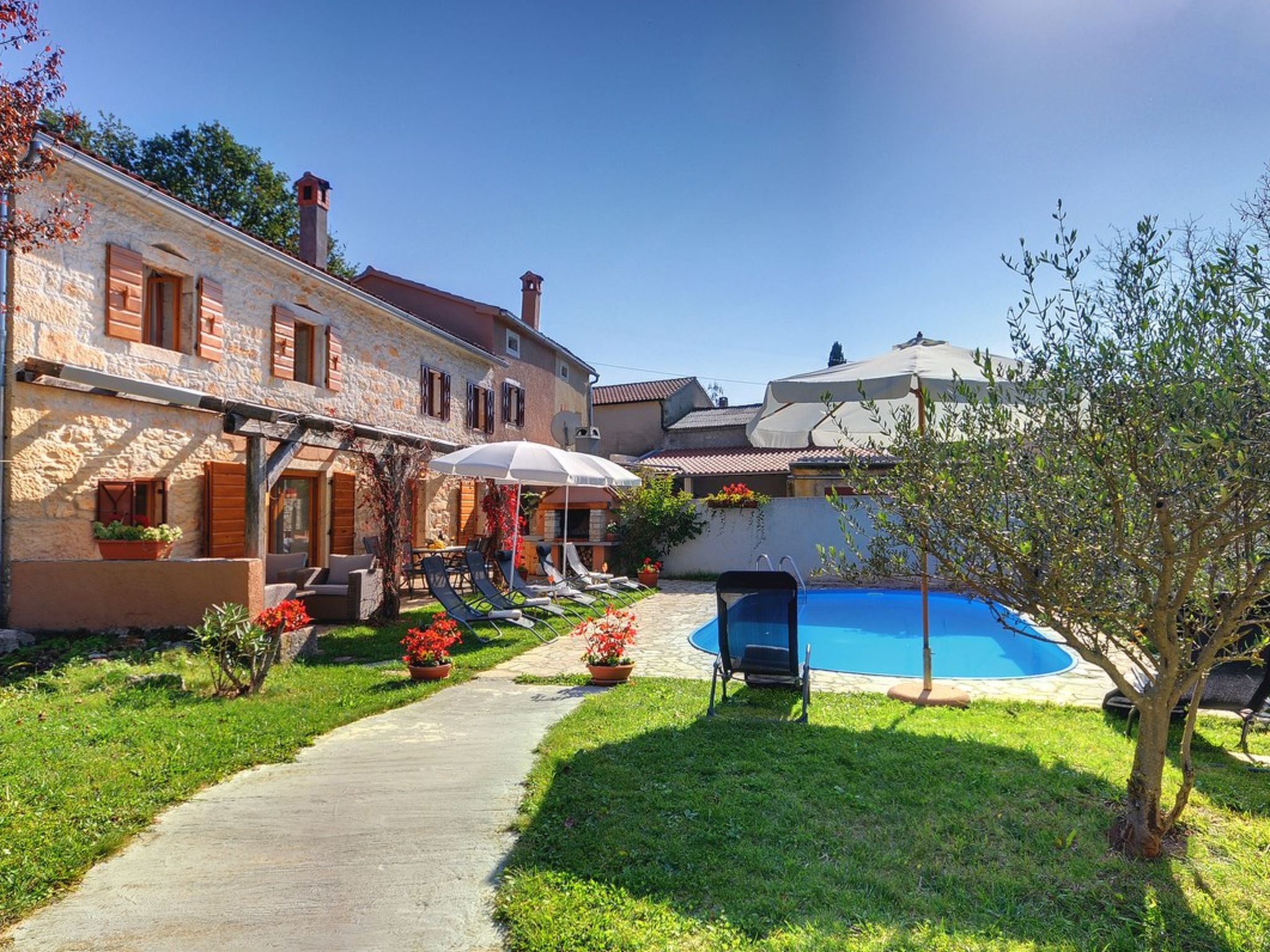 Ferienhaus in Nedescina (Kroatien) und 1 Hund erlaubt