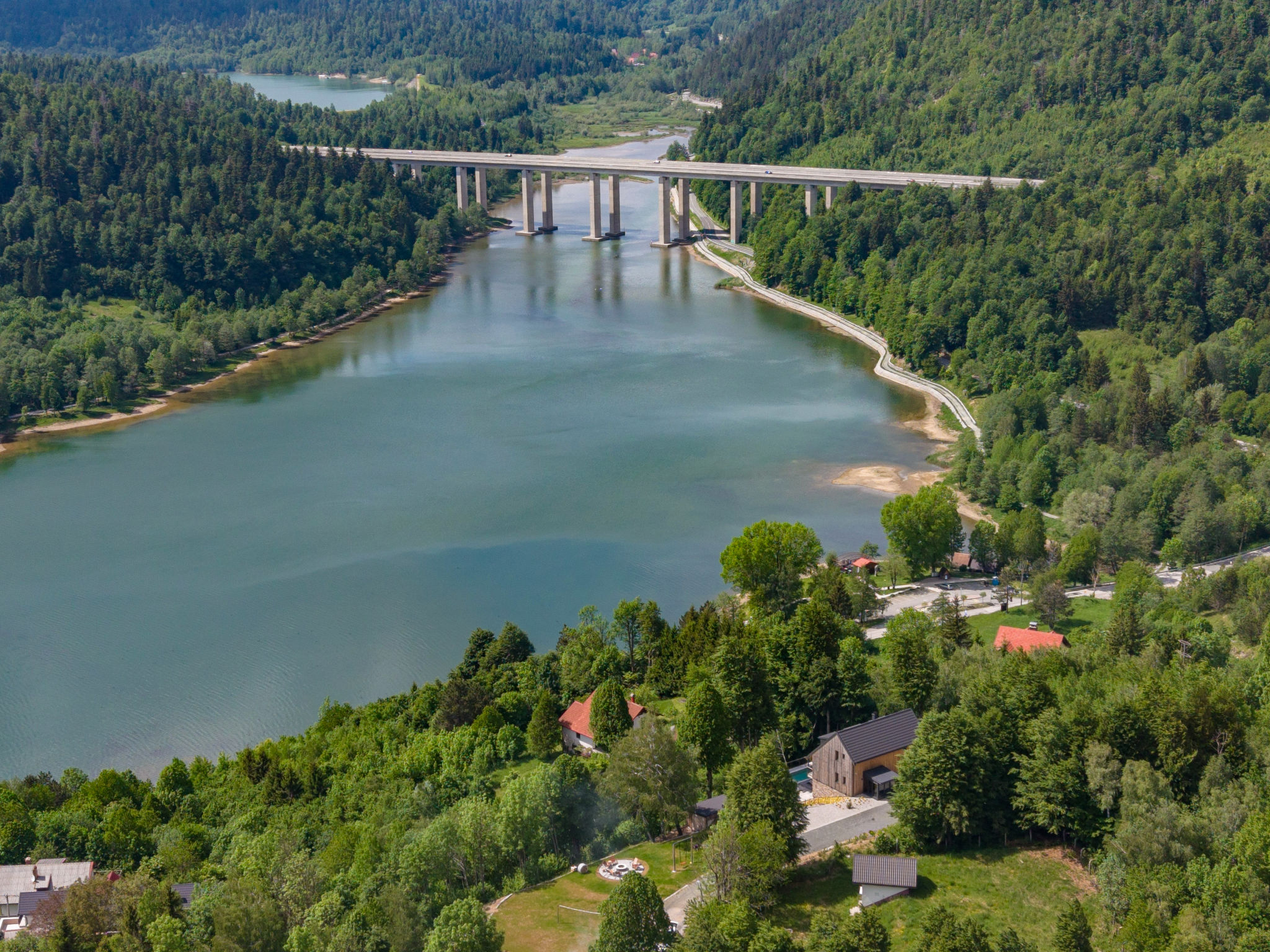 Vrh - Buiten