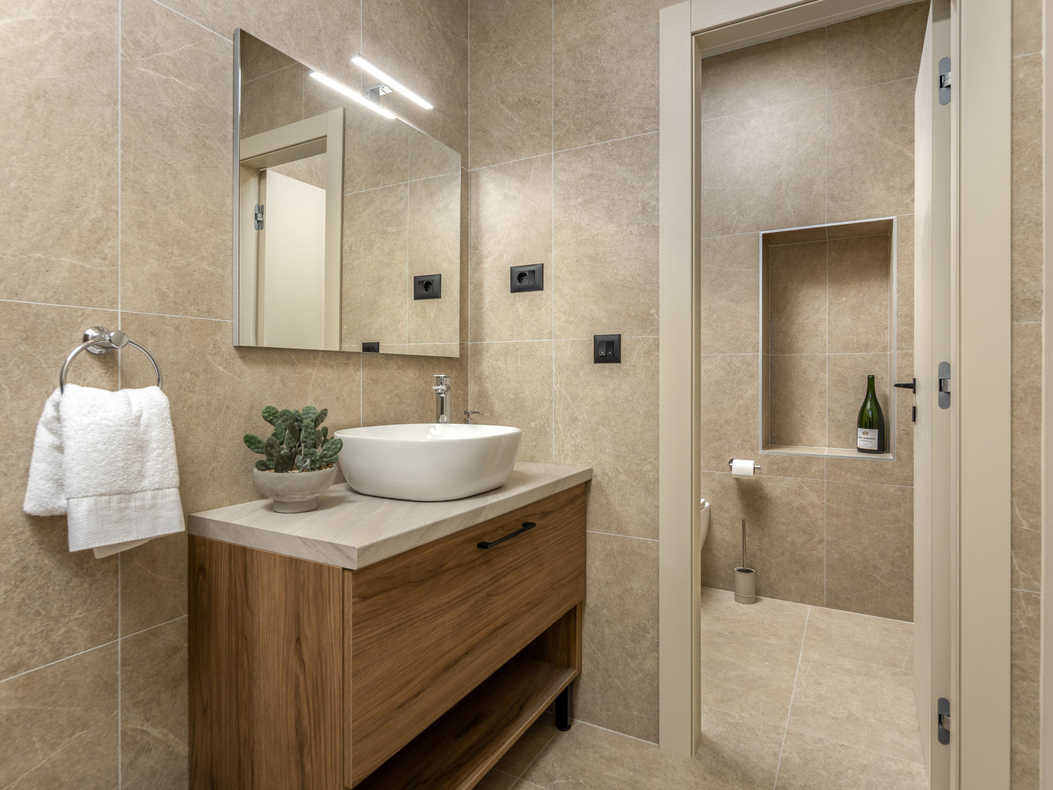Bathroom / Wellness