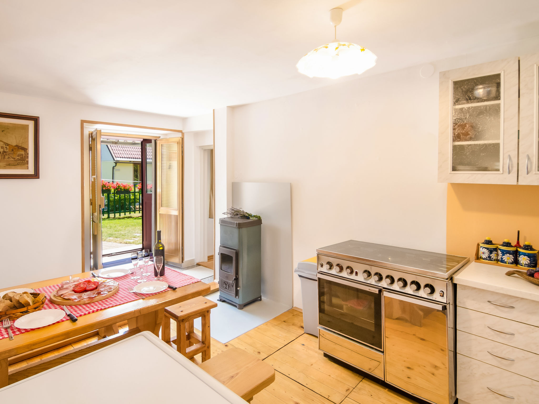 Kitchen / Dining Room