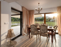 Mountain House Volta 1