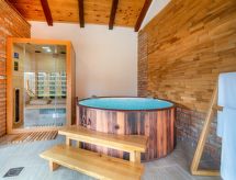 5-persoons vakantiehuis in Fužine met whirlpool en open haard - thumbnail 2