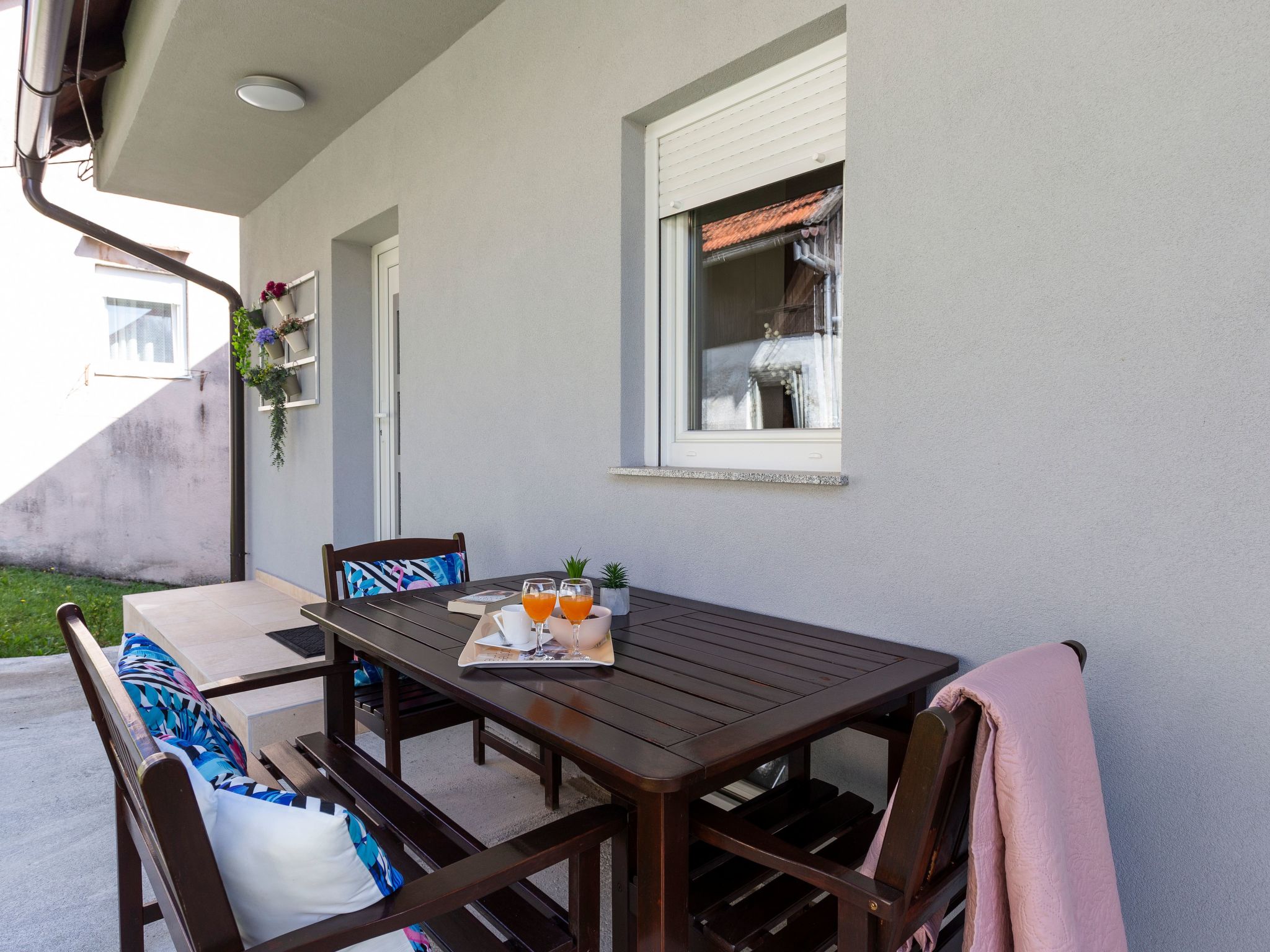 Anna in Lokve-Image-tags.info