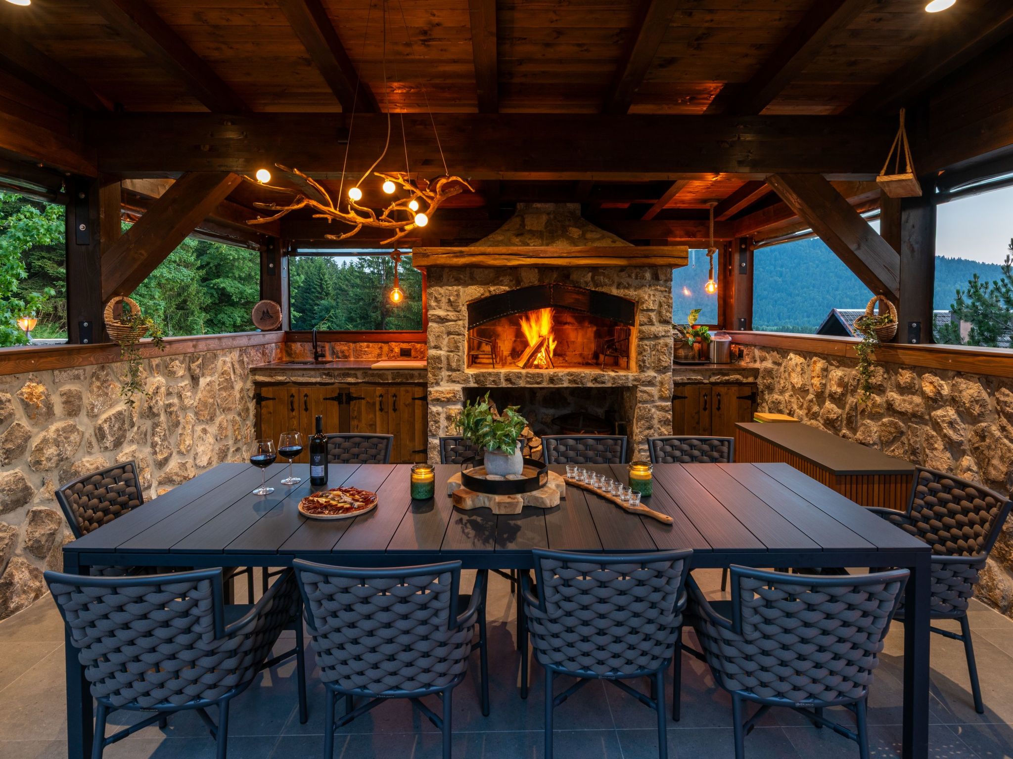 Chalet "Forest Hill" mit Hallenbad-Binnen