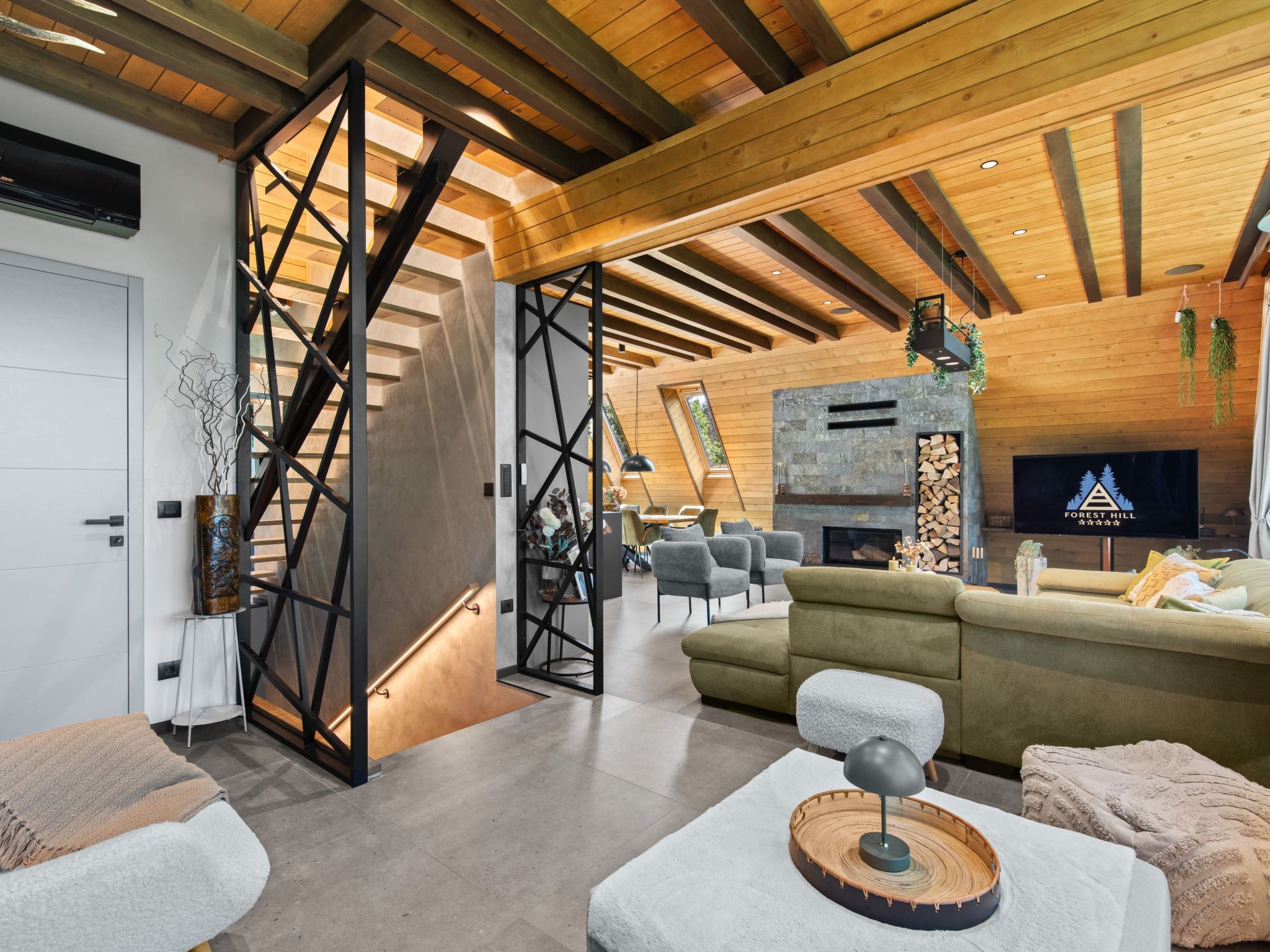 Chalet "Forest Hill" mit Hallenbad-Binnen