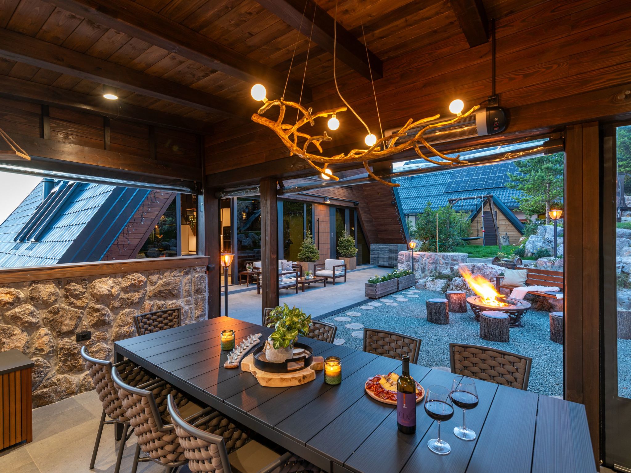 Chalet "Forest Hill" mit Hallenbad-Binnen