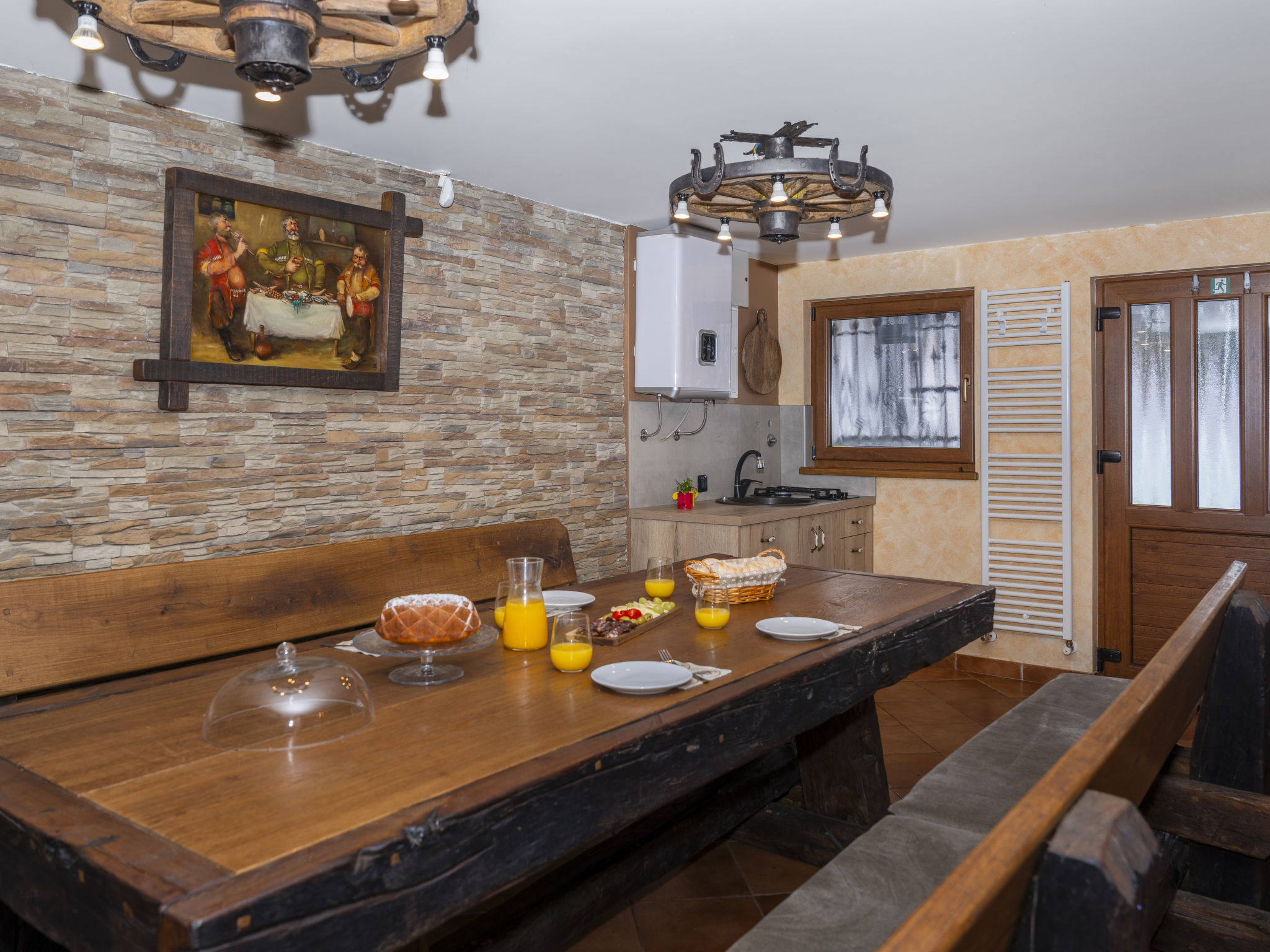 Cozy Bear Cabin - Inside