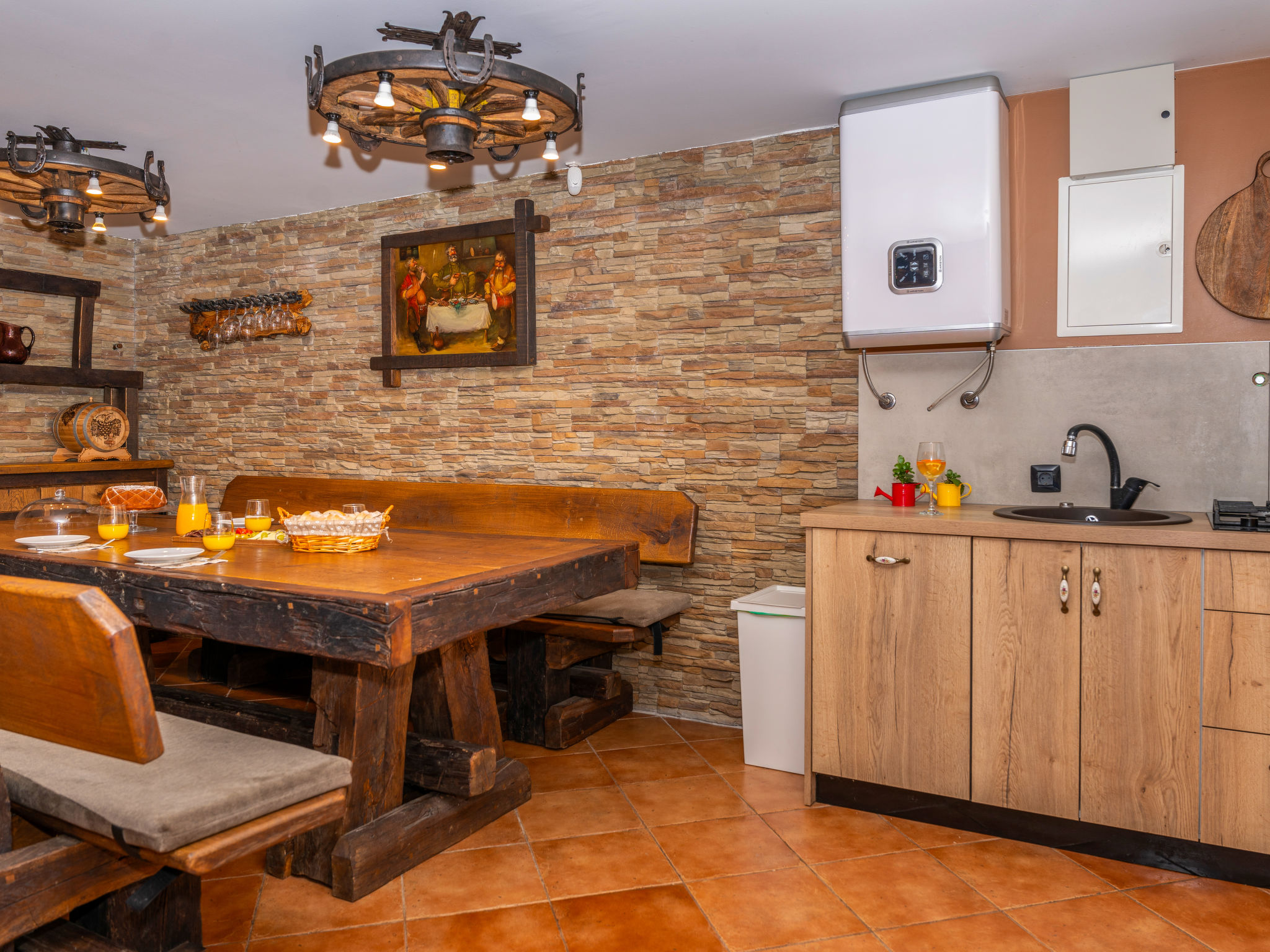 Cozy Bear Cabin - Inside