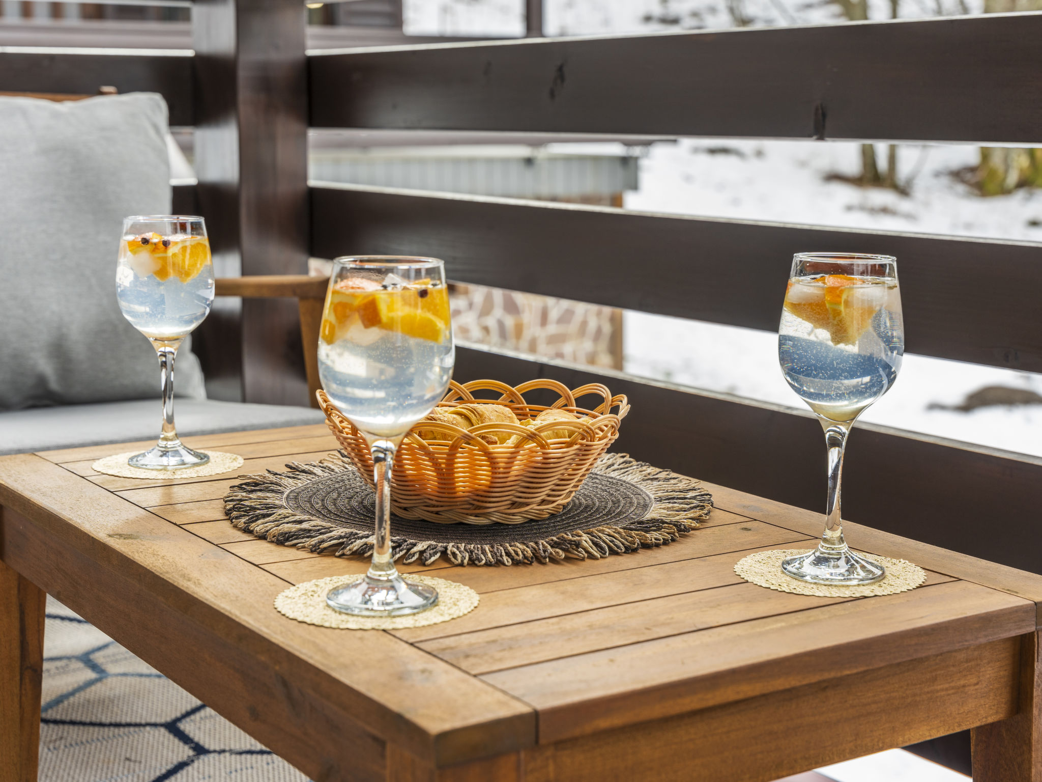 Cozy Bear Cabin - Outside