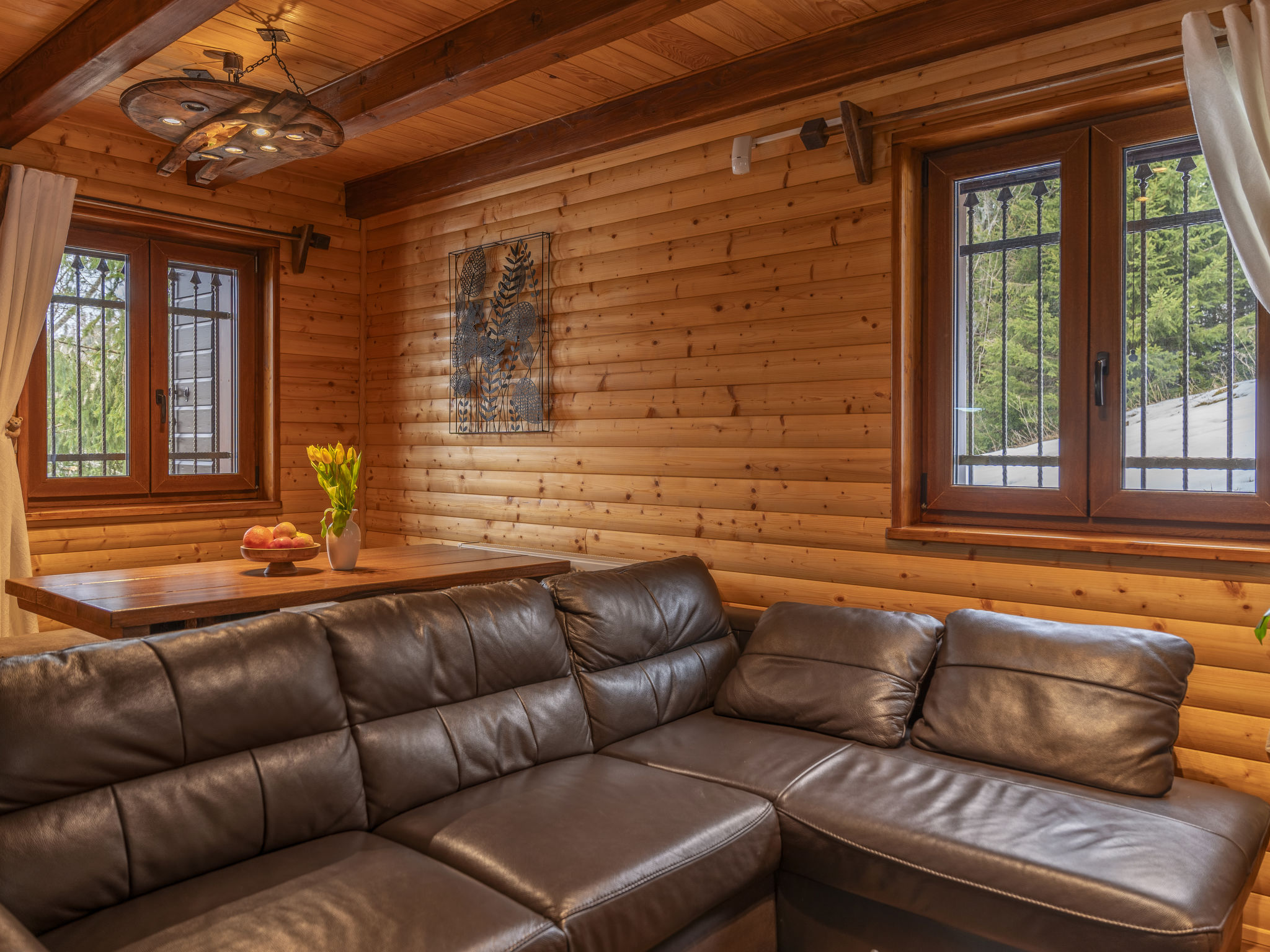 Cozy Bear Cabin - Inside