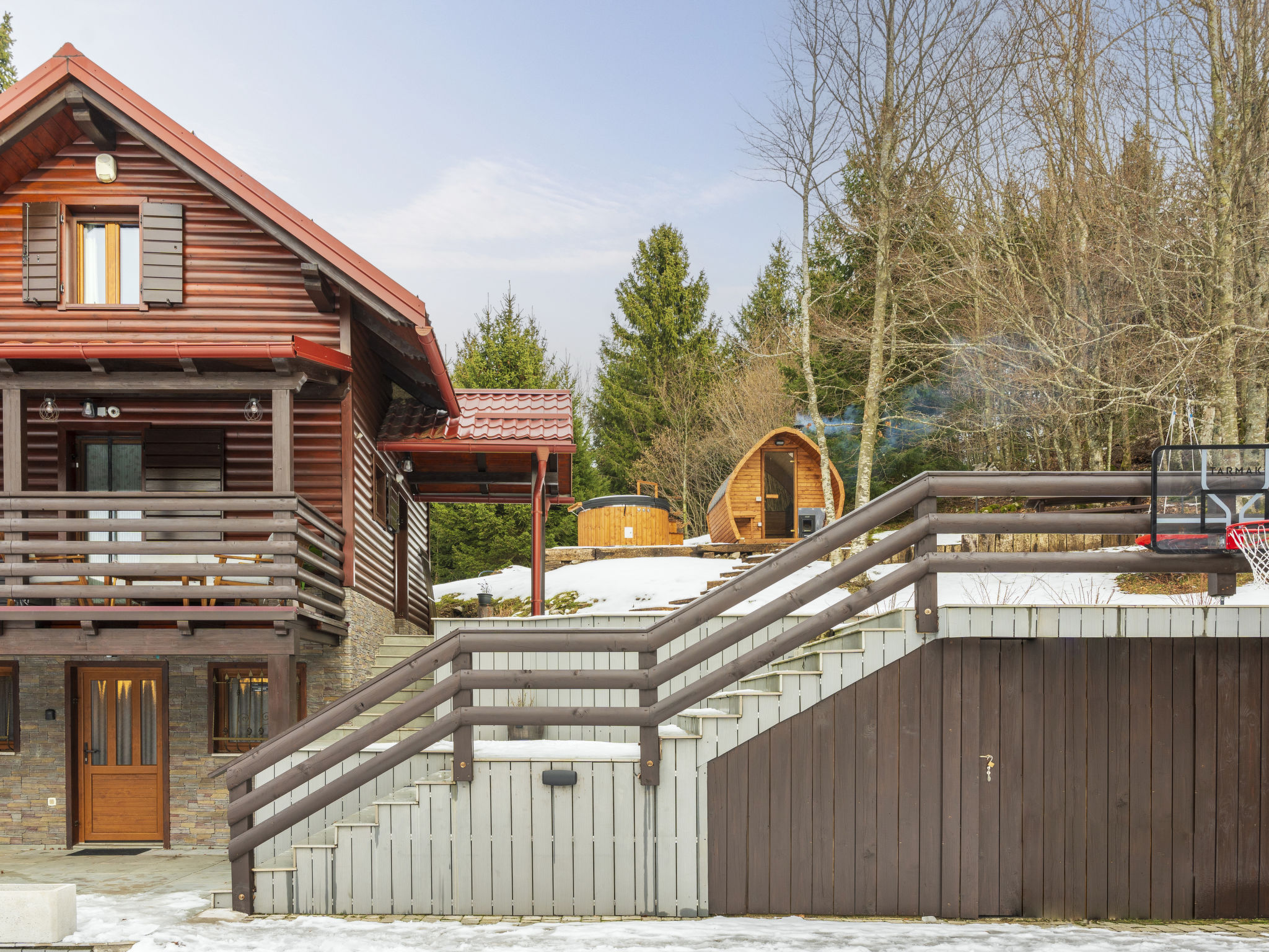 Cozy Bear Cabin - Outside