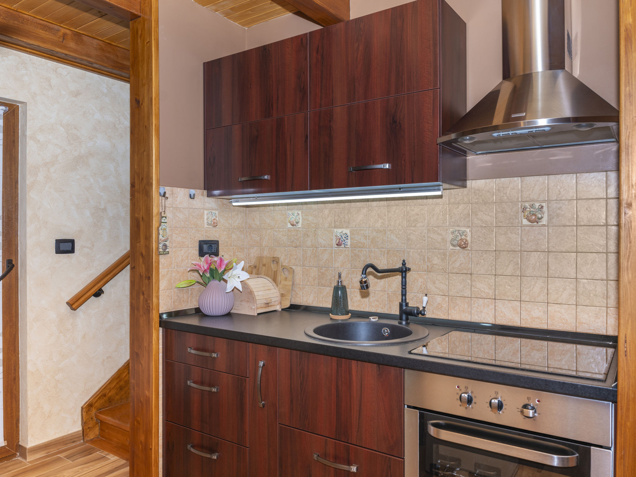 Cozy Bear Cabin - Inside