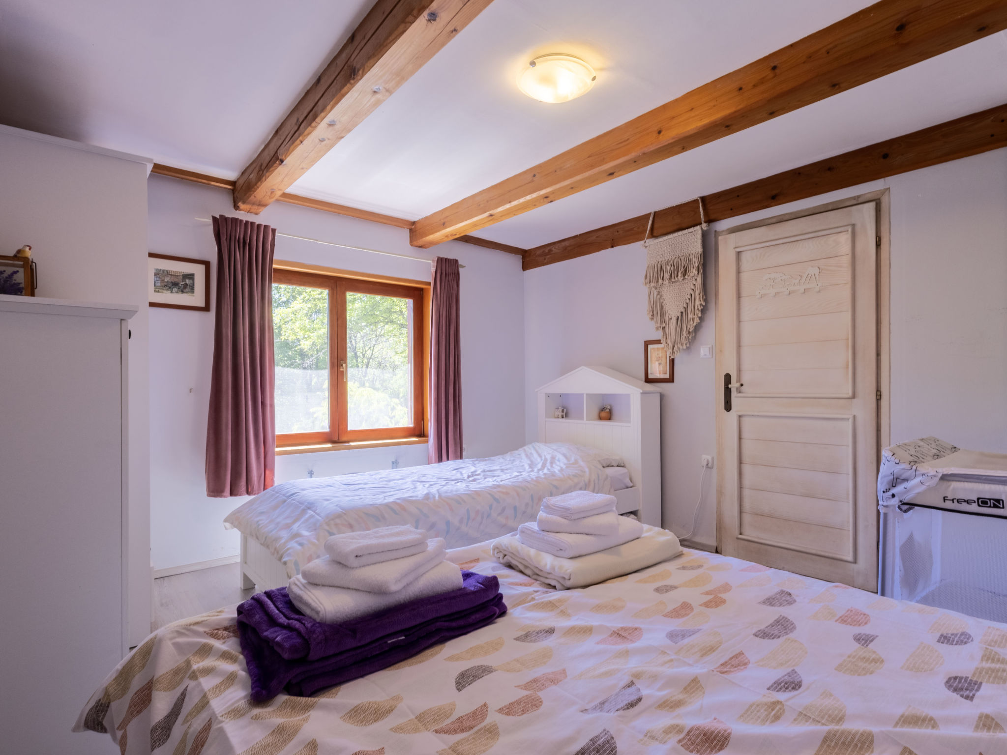Gorski Raj - Inside