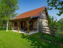 Ruim vakantiehuis in Sleme Skradsko met jacuzzi, tuin en overdekt terras - thumbnail 1