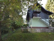 mit Terrasse, Grill und Garten