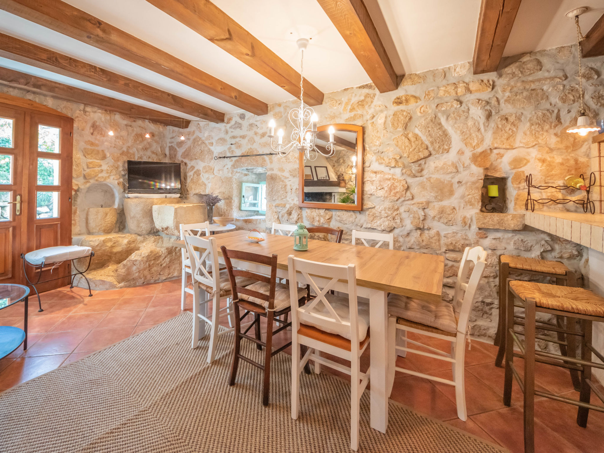 Maison Luna – Cuisine et coin repas, photo 8 sur 50