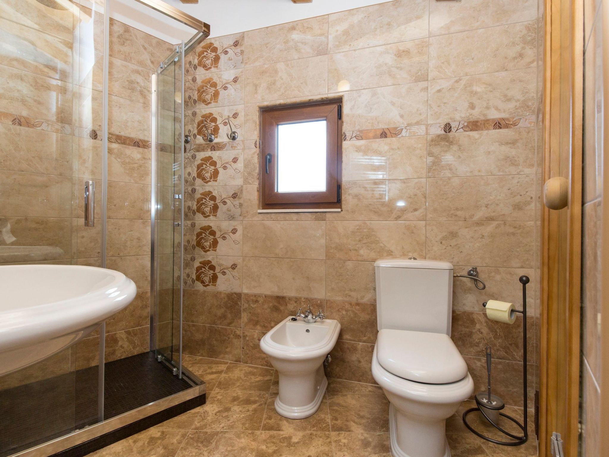 Geräumiges Ferienhaus in Brseč mit Privatem Pool-Drinnen