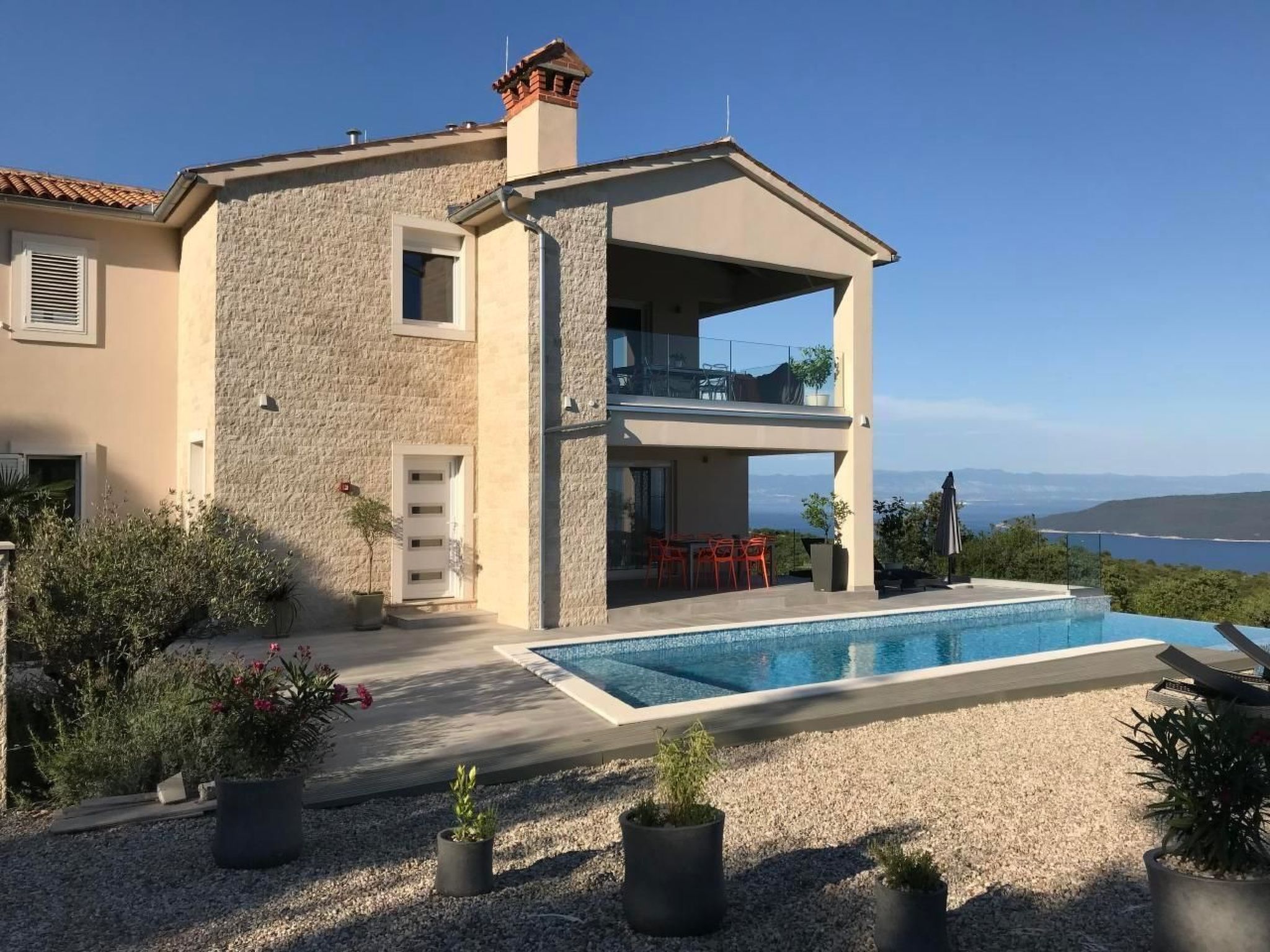 Vakantiehuis met zwembad in Brsec (Kroatië) voor 6 personen