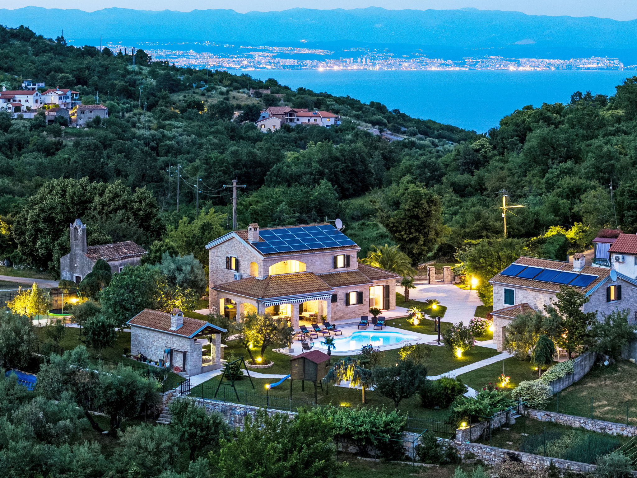 Villa Stonegate - Outside