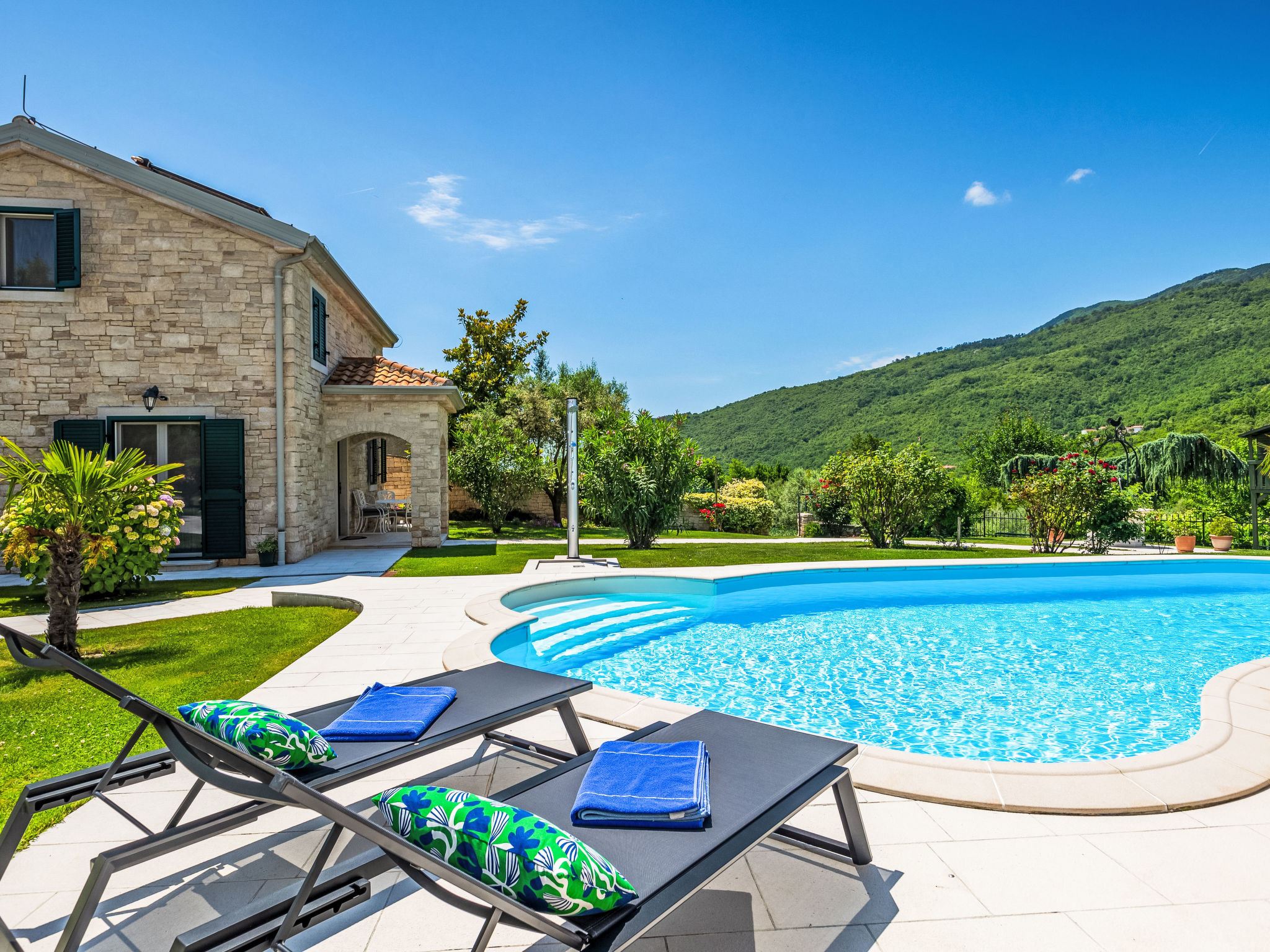 Villa Stonegate - Outside