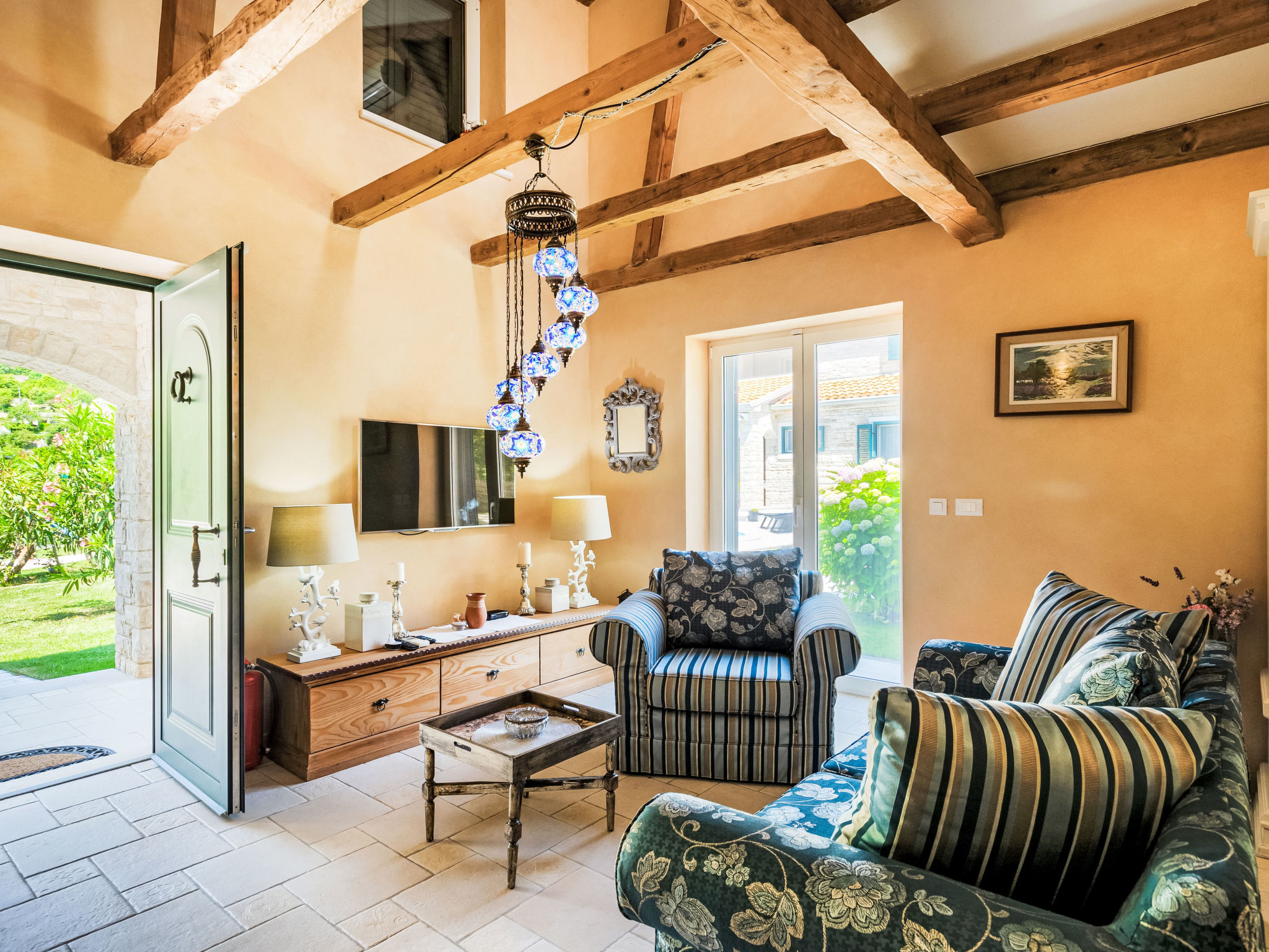 Villa Stonegate - Inside