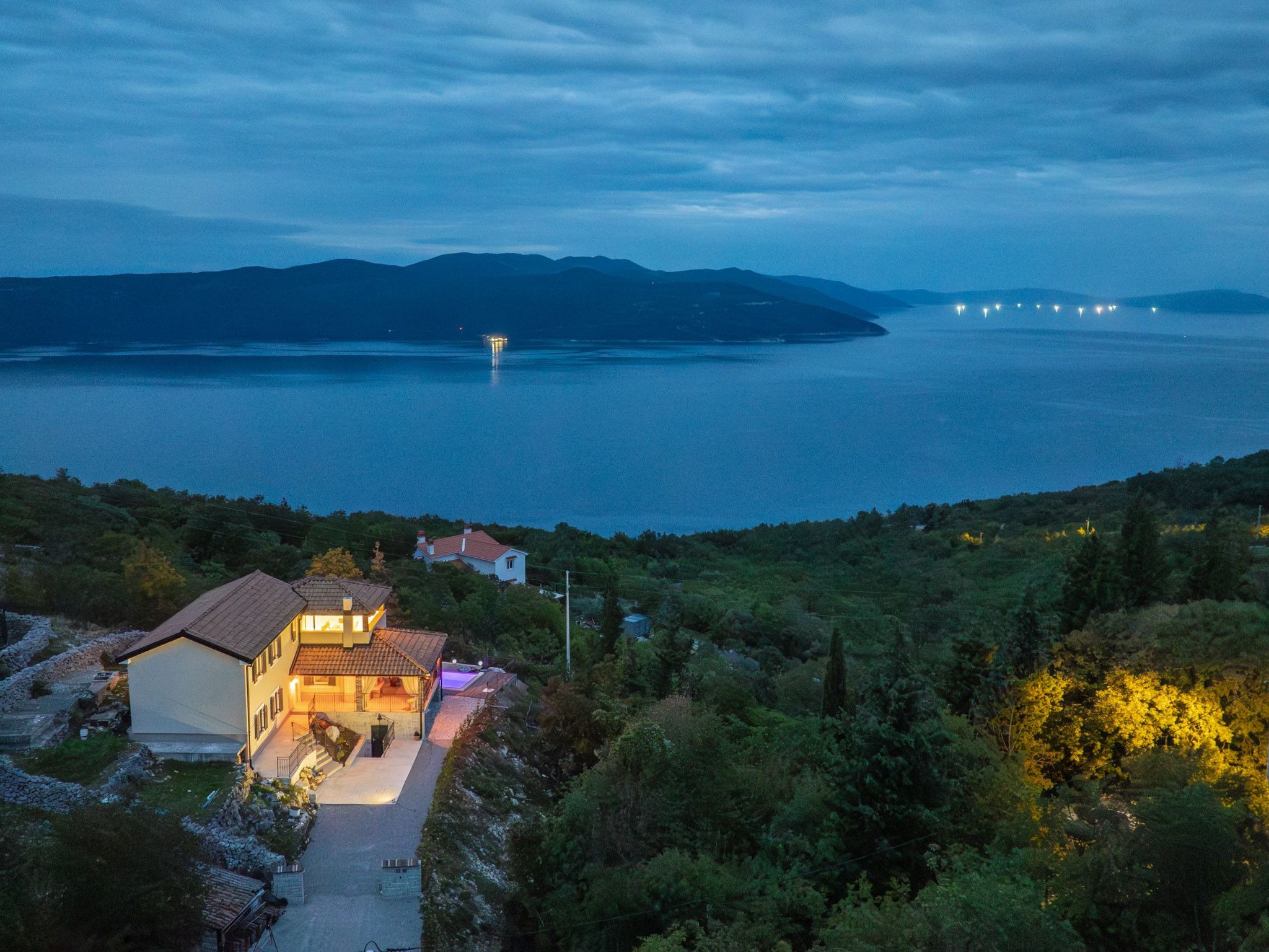 Villa Antonia-Drinnen