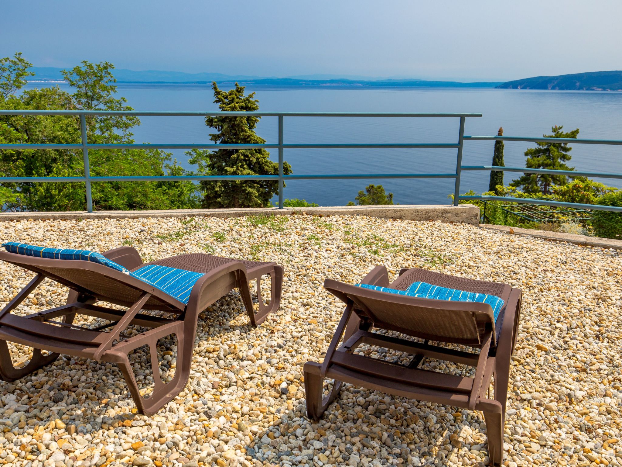 Mit Terrasse - Buiten
