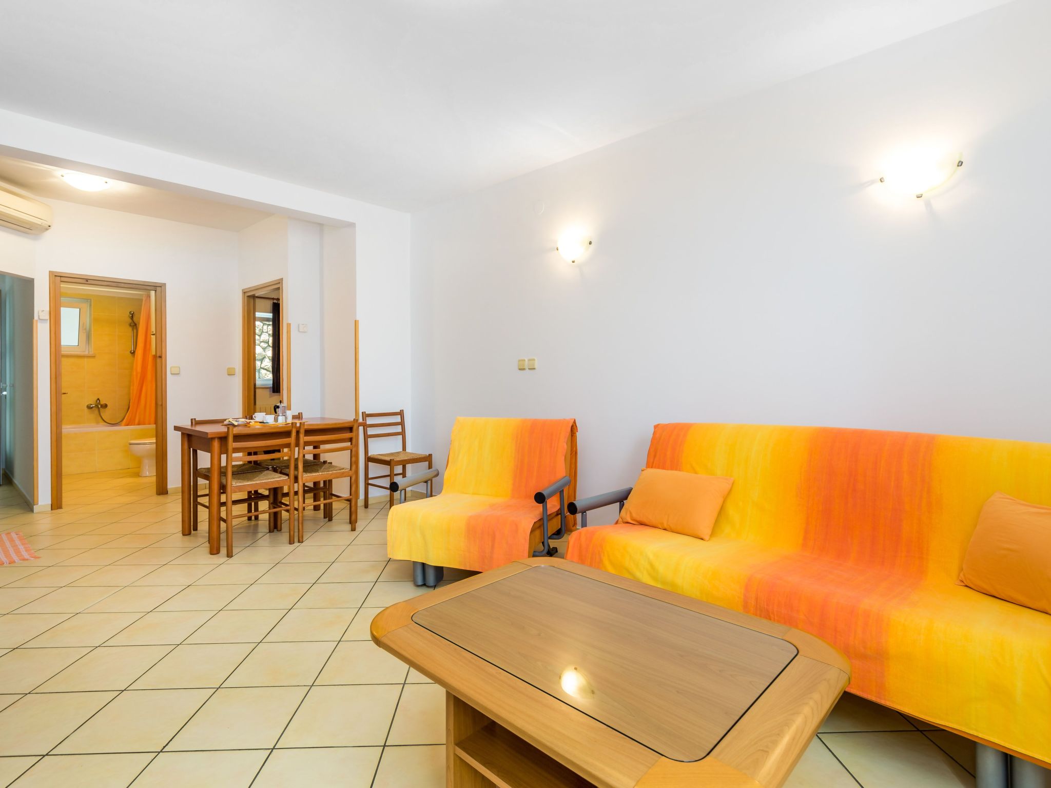 Studio-Wohnung mit Terrasse - Image 3