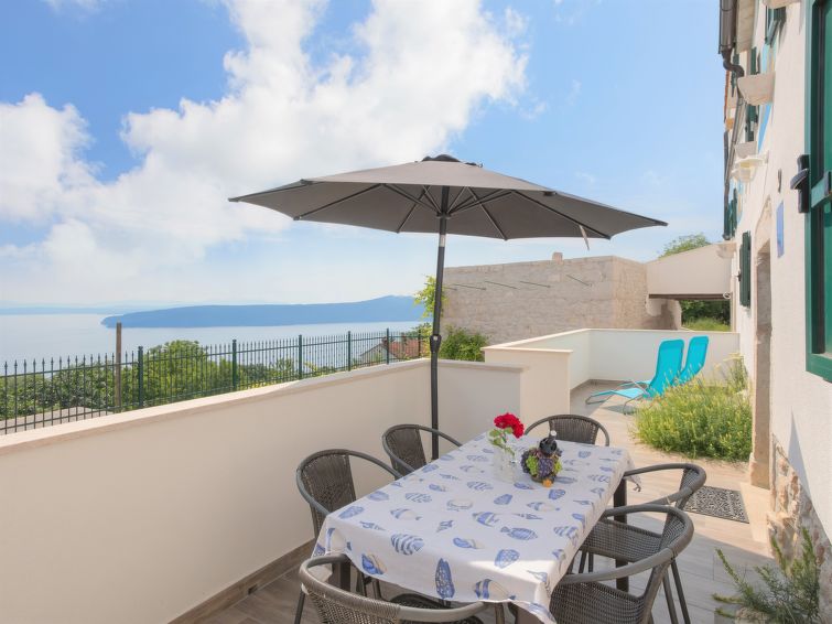 6-persoons vakantiehuis San Martino II met zeezicht in Mošćenička Draga in Mošćenička Draga