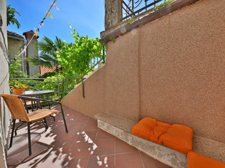 Holiday Apartment Lovrano