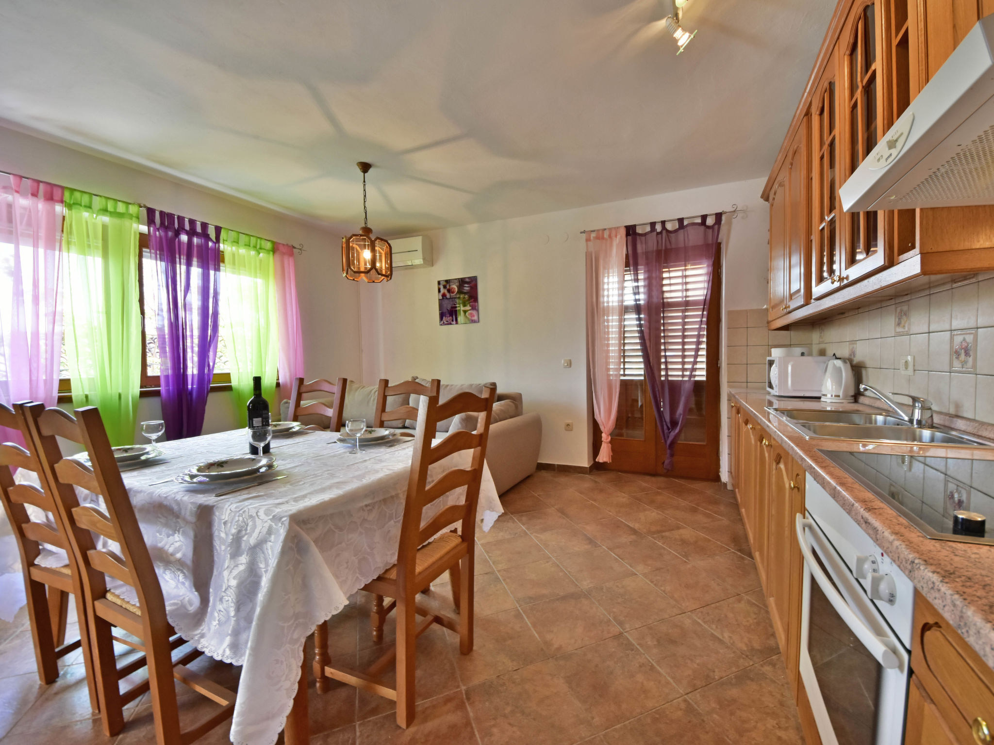 Kitchen / Dining Room