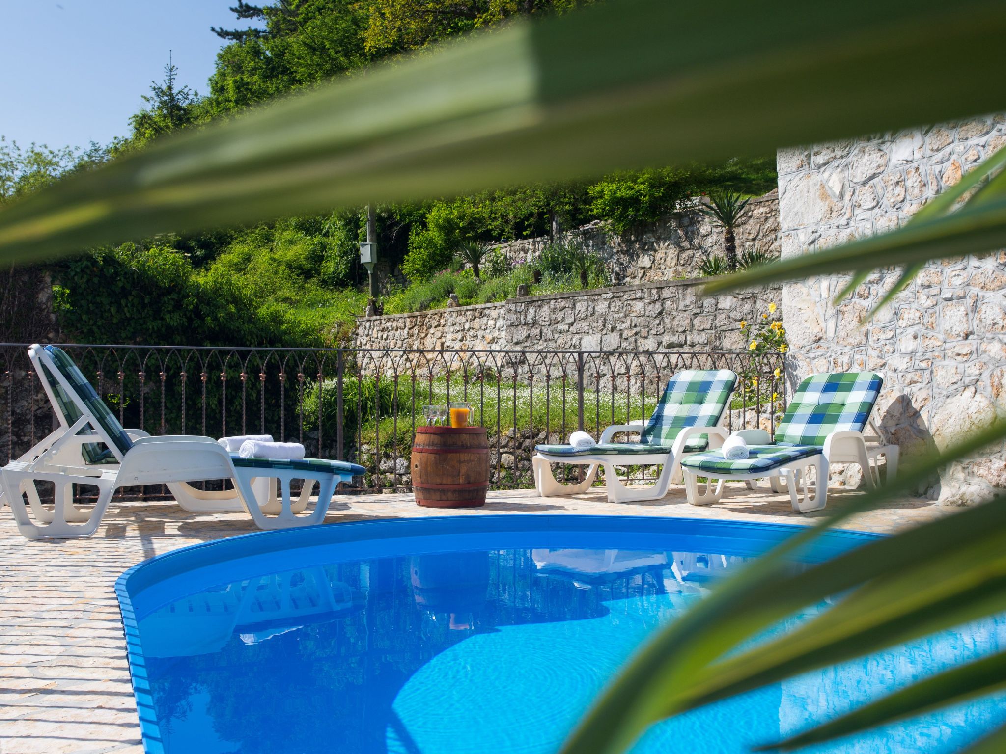 In Lovranska Draga mit großem Kamin-Binnen