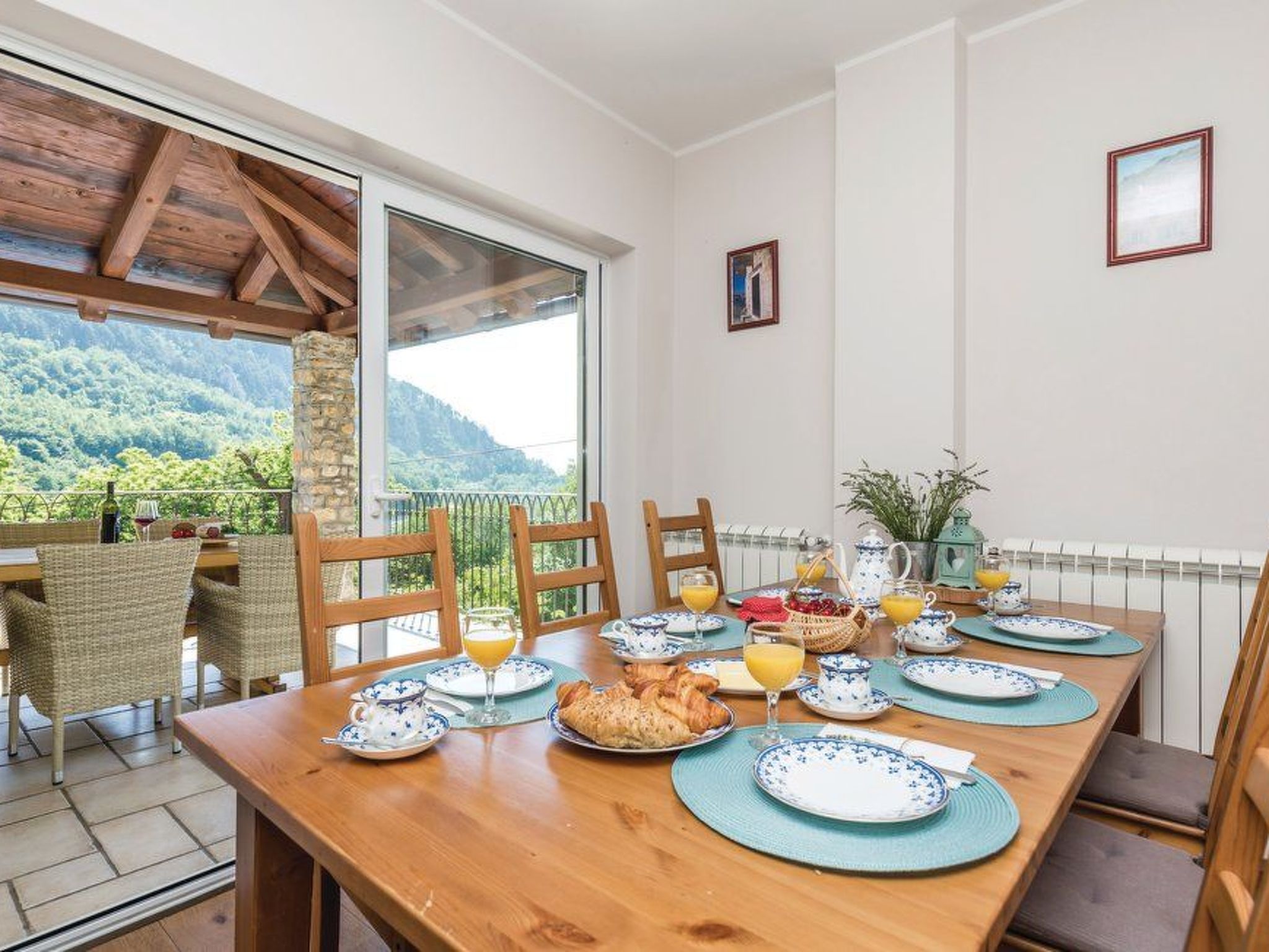 In Lovranska Draga mit großem Kamin-Binnen