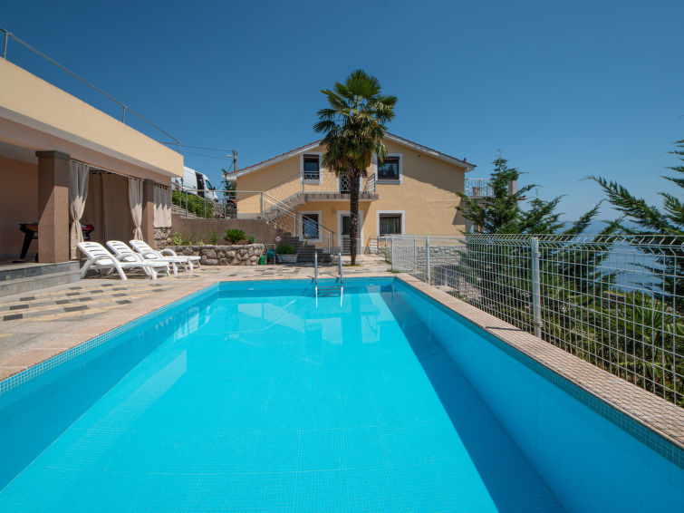 14-persoons vakantiehuis La Mer met privézwembad en zeezicht in Lovran in Lovran/Tuliševica