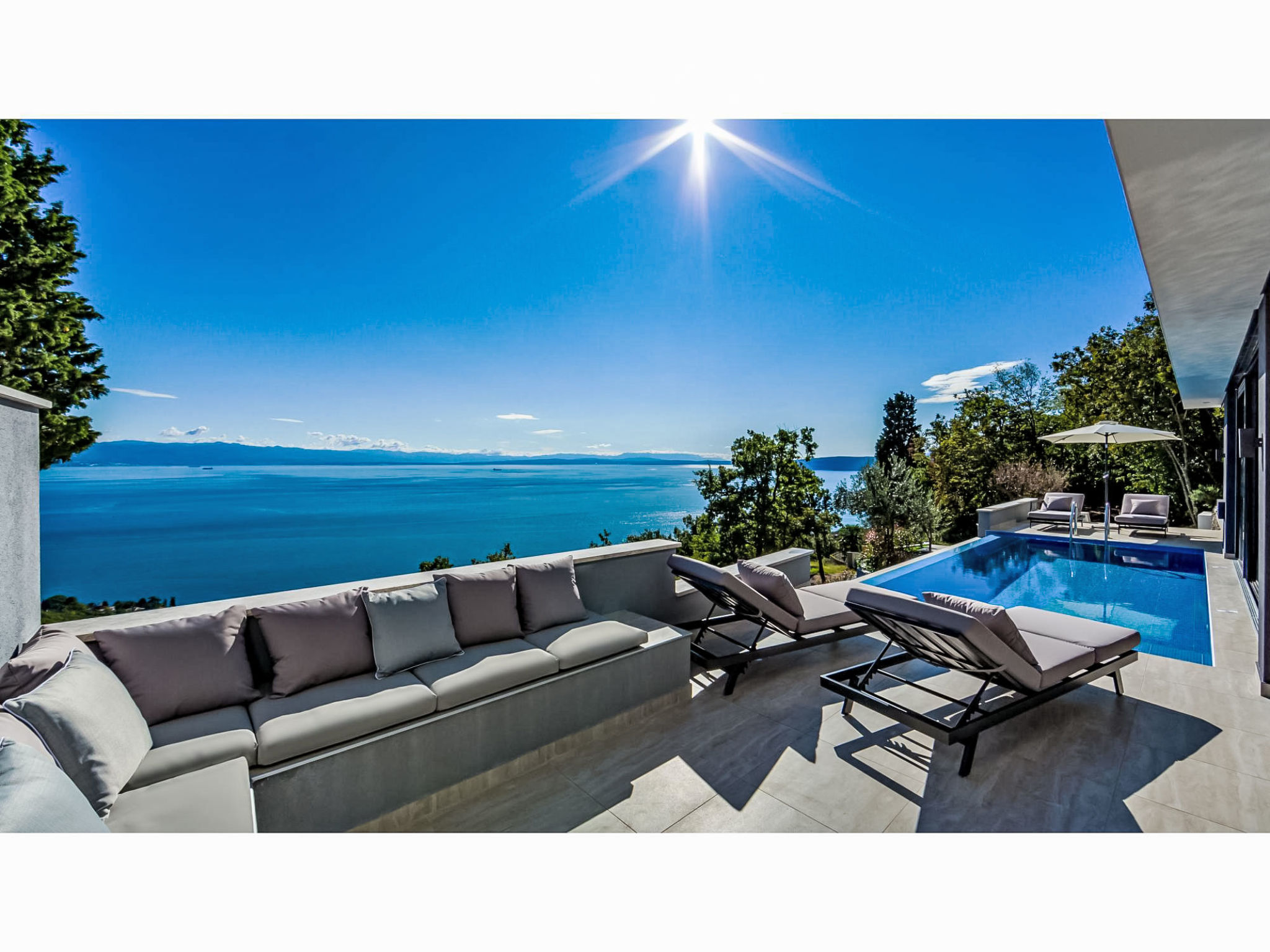 Sky Pool - Dehors