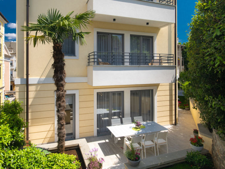 Search and Stay, undefined in undefined. Gallery position 3