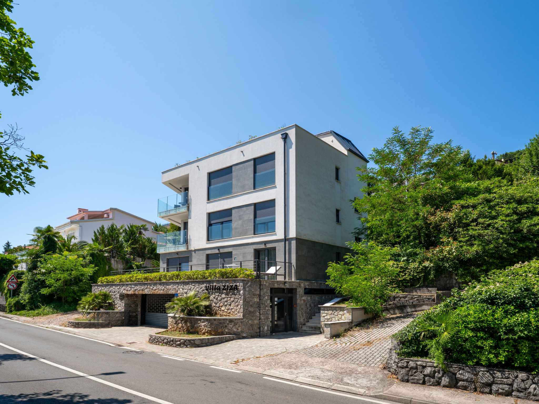 Villa Ziza-Outside