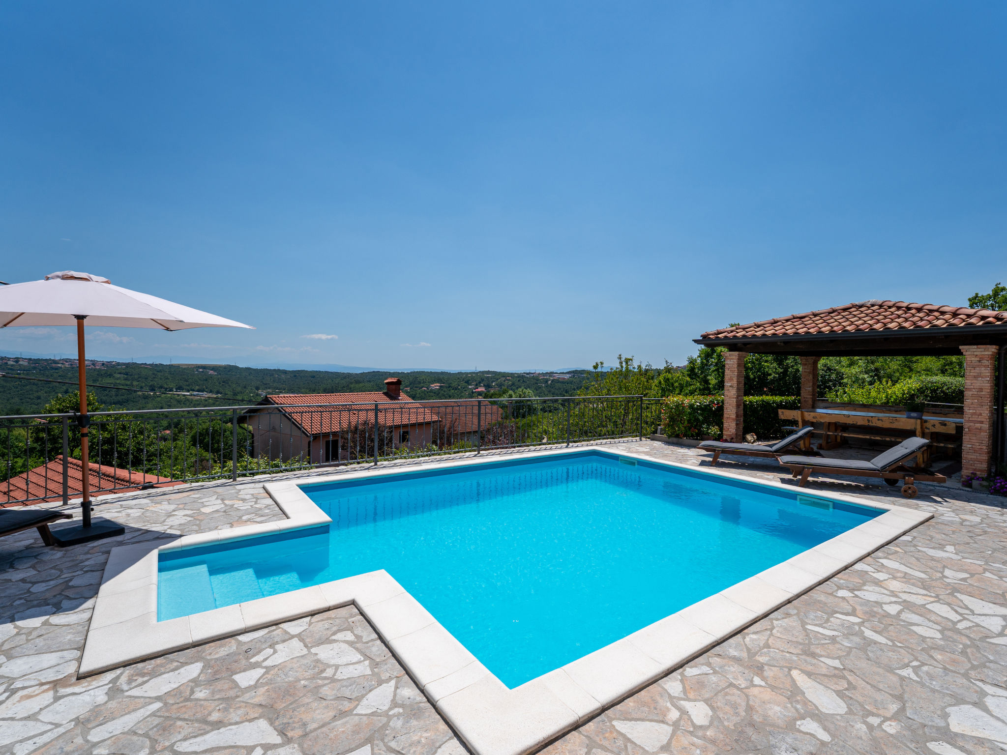 Villa Toni - Outside