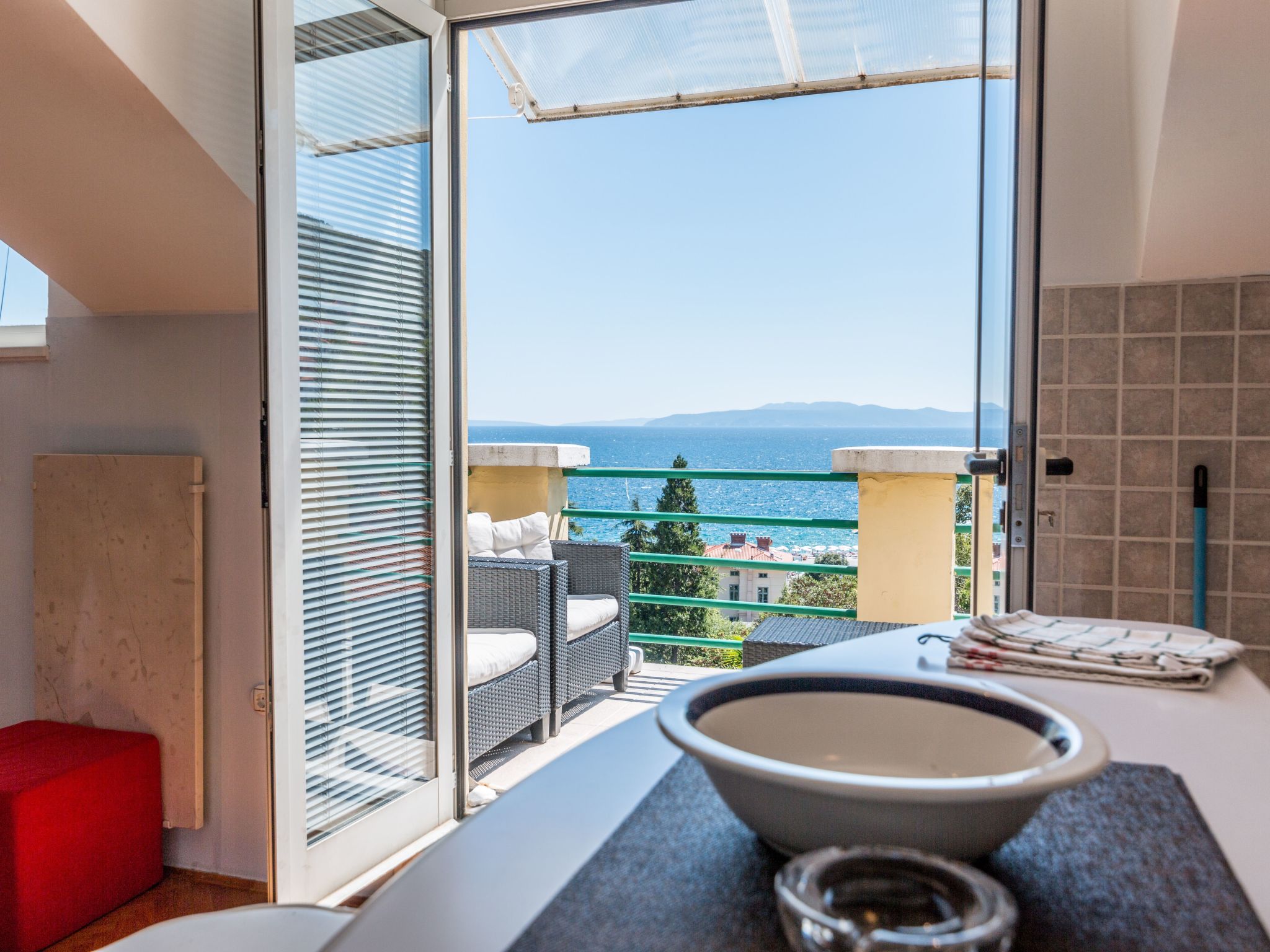 "Penthouse" mit Blick auf das Wasser