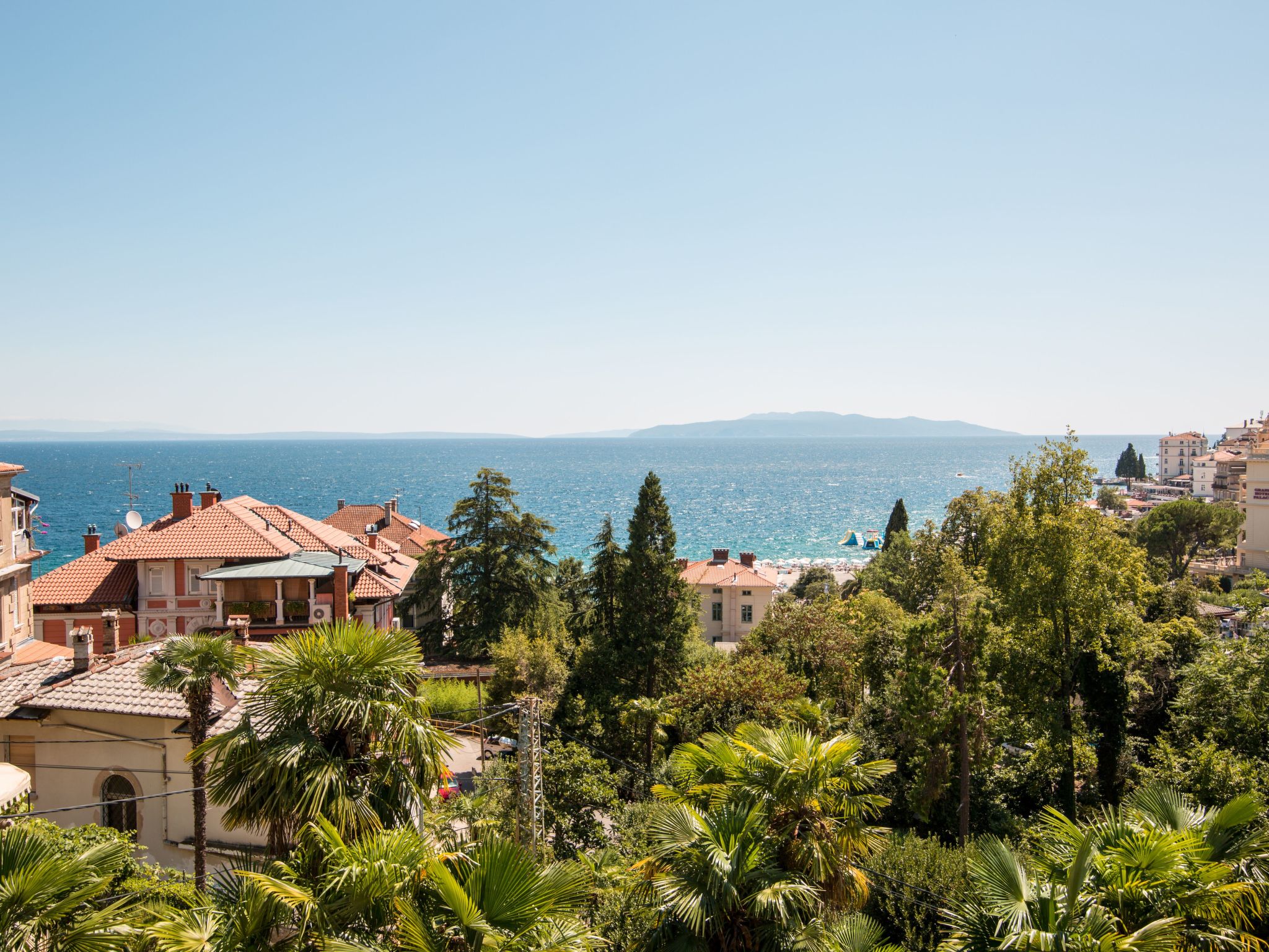 "Penthouse" mit Blick auf das Wasser-Draußen