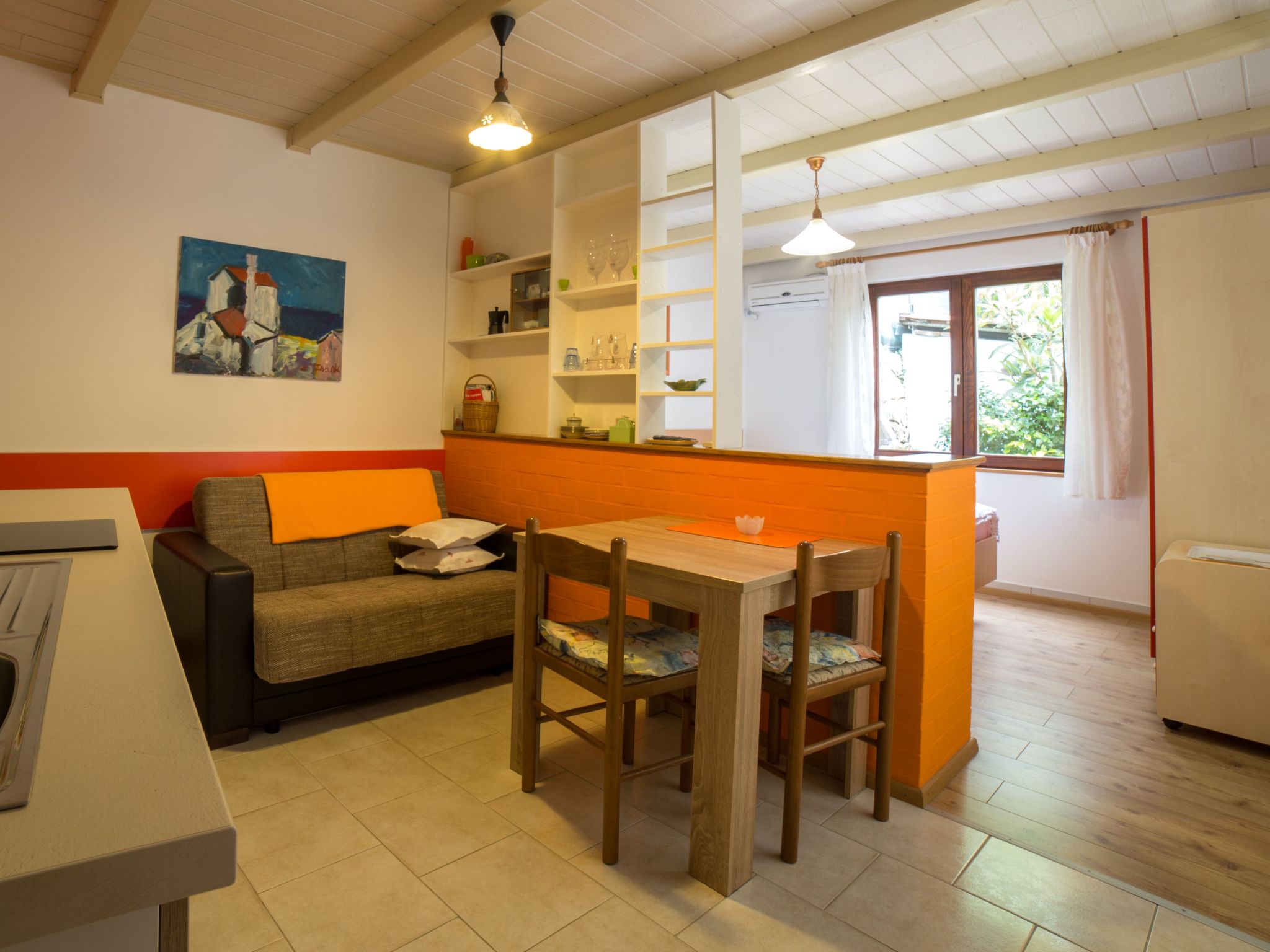 Mit Wasserblick-Binnen