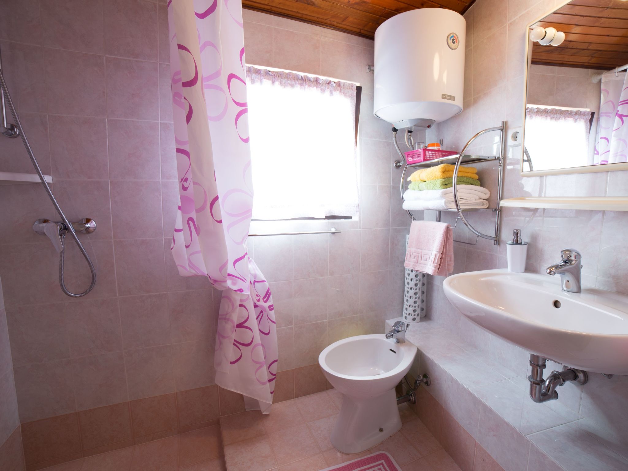 Mit Wasserblick-Binnen