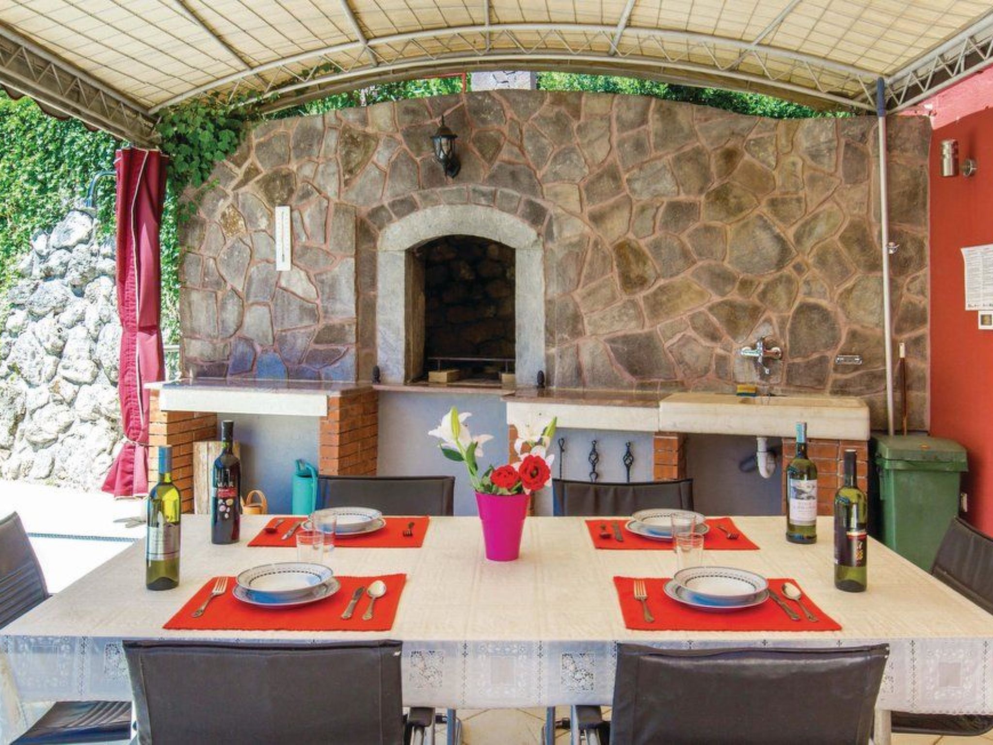 Villa Ella, traditionelles mediterranes Steinhaus-Binnen