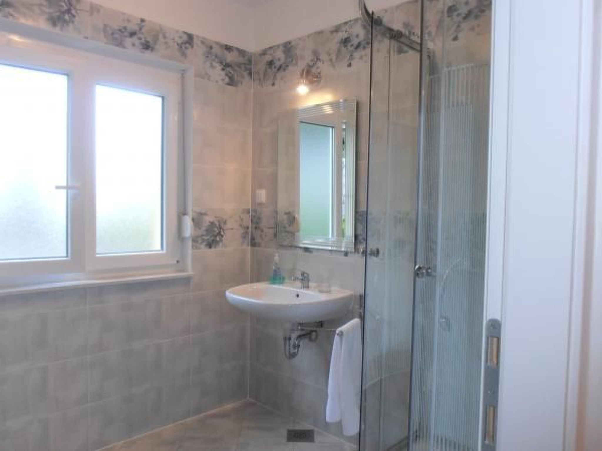 Wohnung "Oleandri1" mit Blick auf das Wasser-Image-tags.info