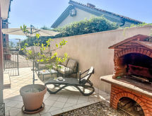 Licht appartement in Opatija met zonnig terras en barbecue, 400m van zee - thumbnail 5
