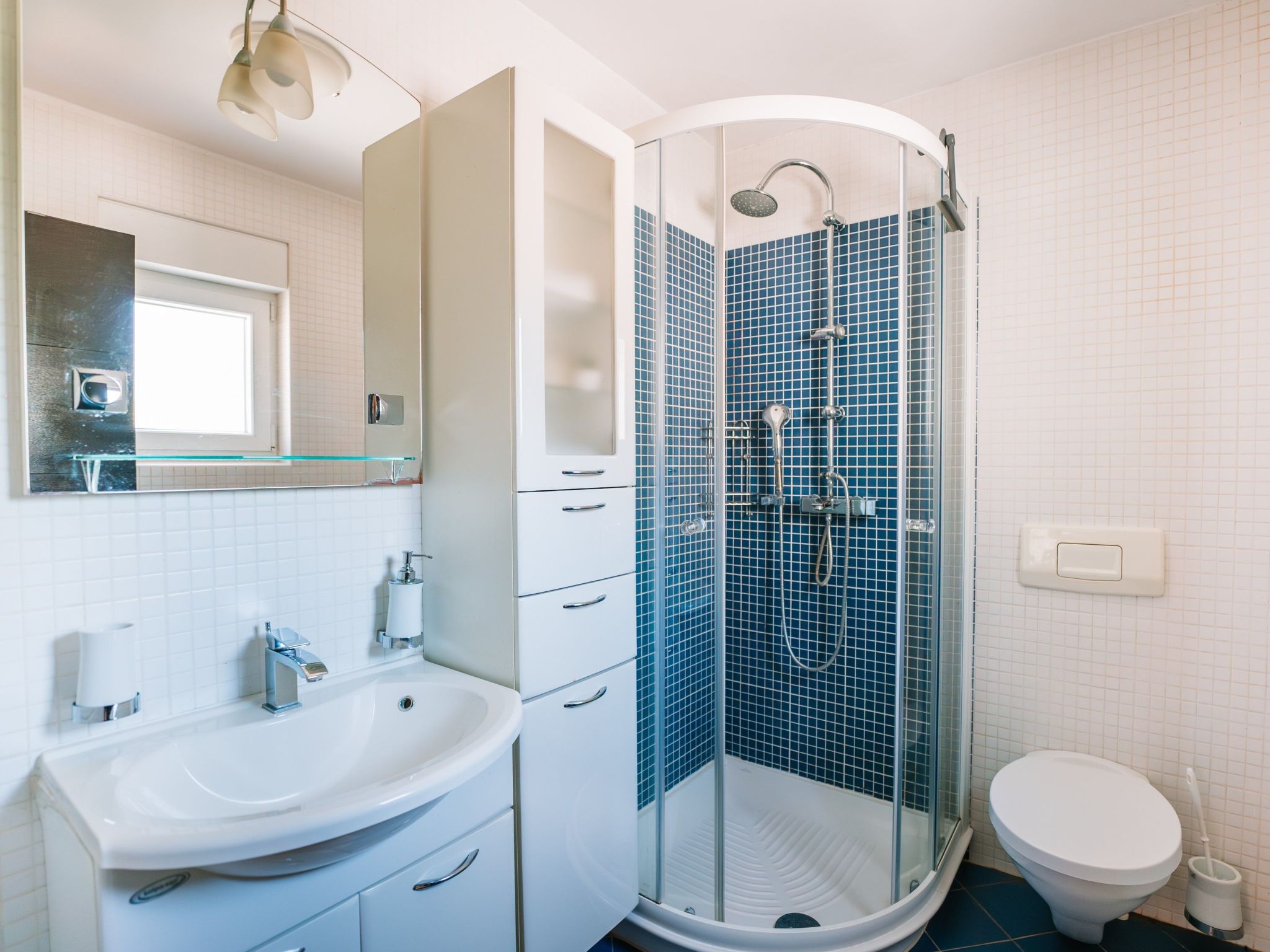 Großzügiges, modernes Apartment mit Terrasse und Meerblick - Image-tags.info