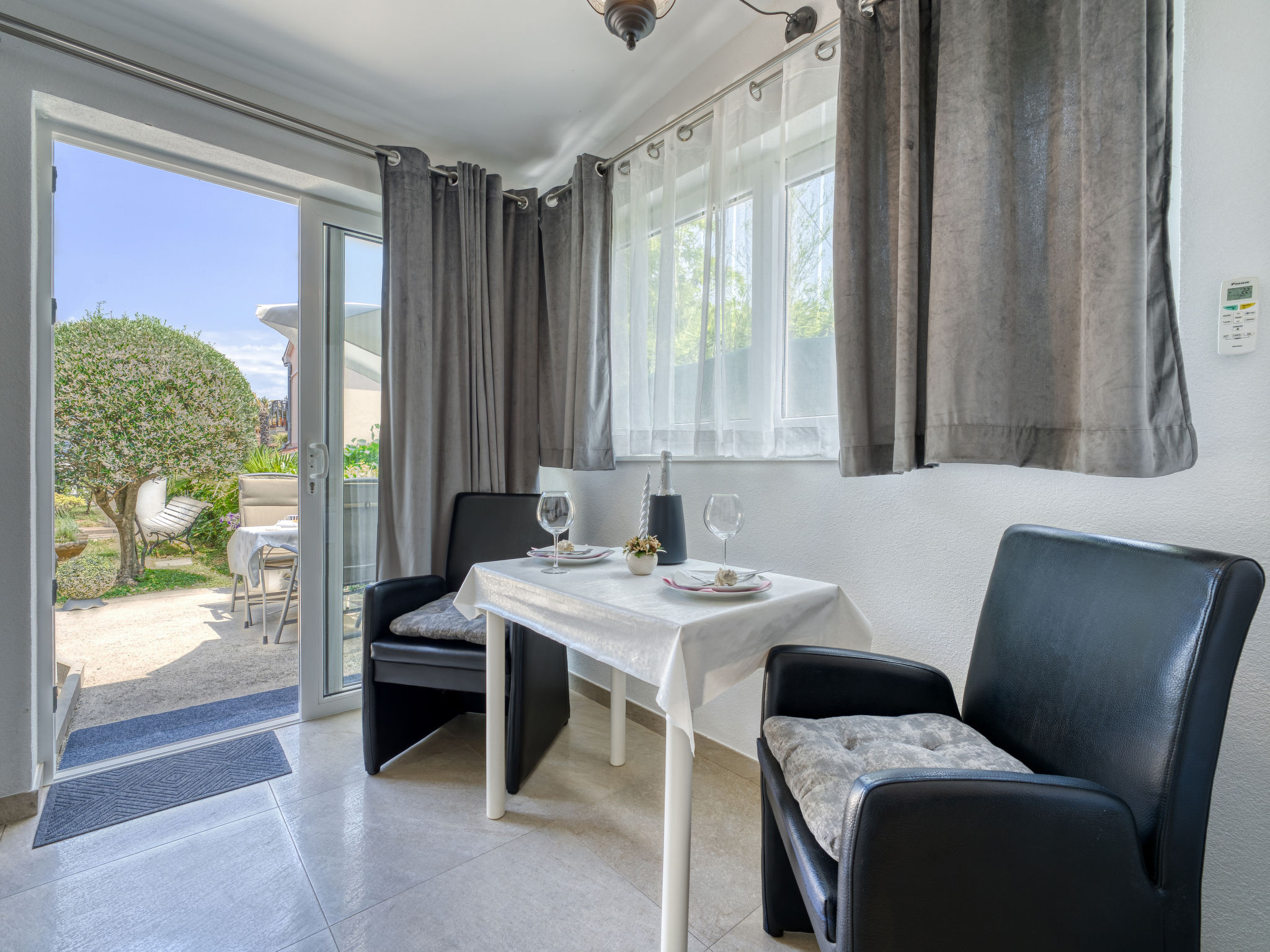 Villa Nika Studio-Binnen