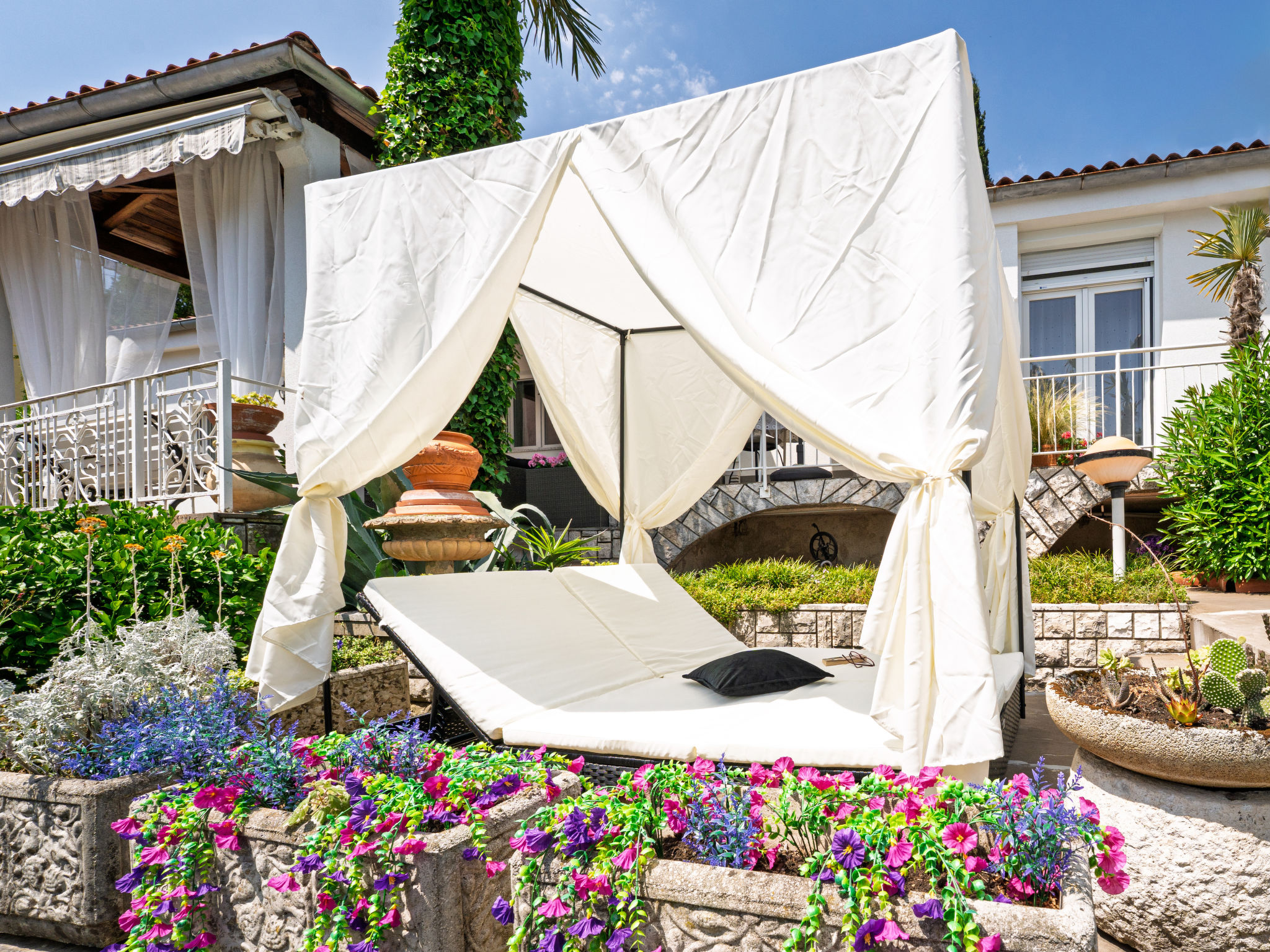 Villa Nika